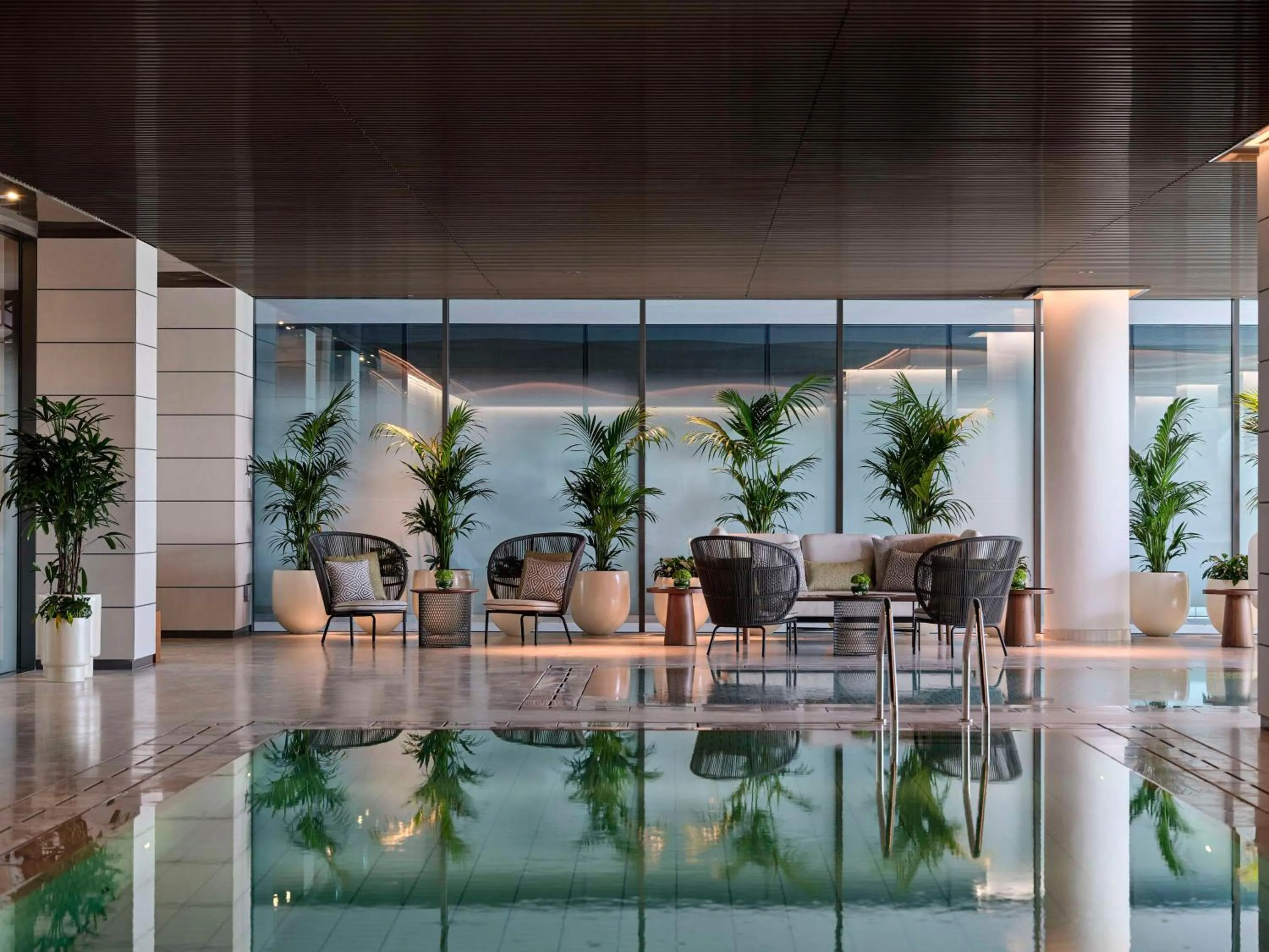 Swimming pool in Grand Hyatt Kuwait Residences