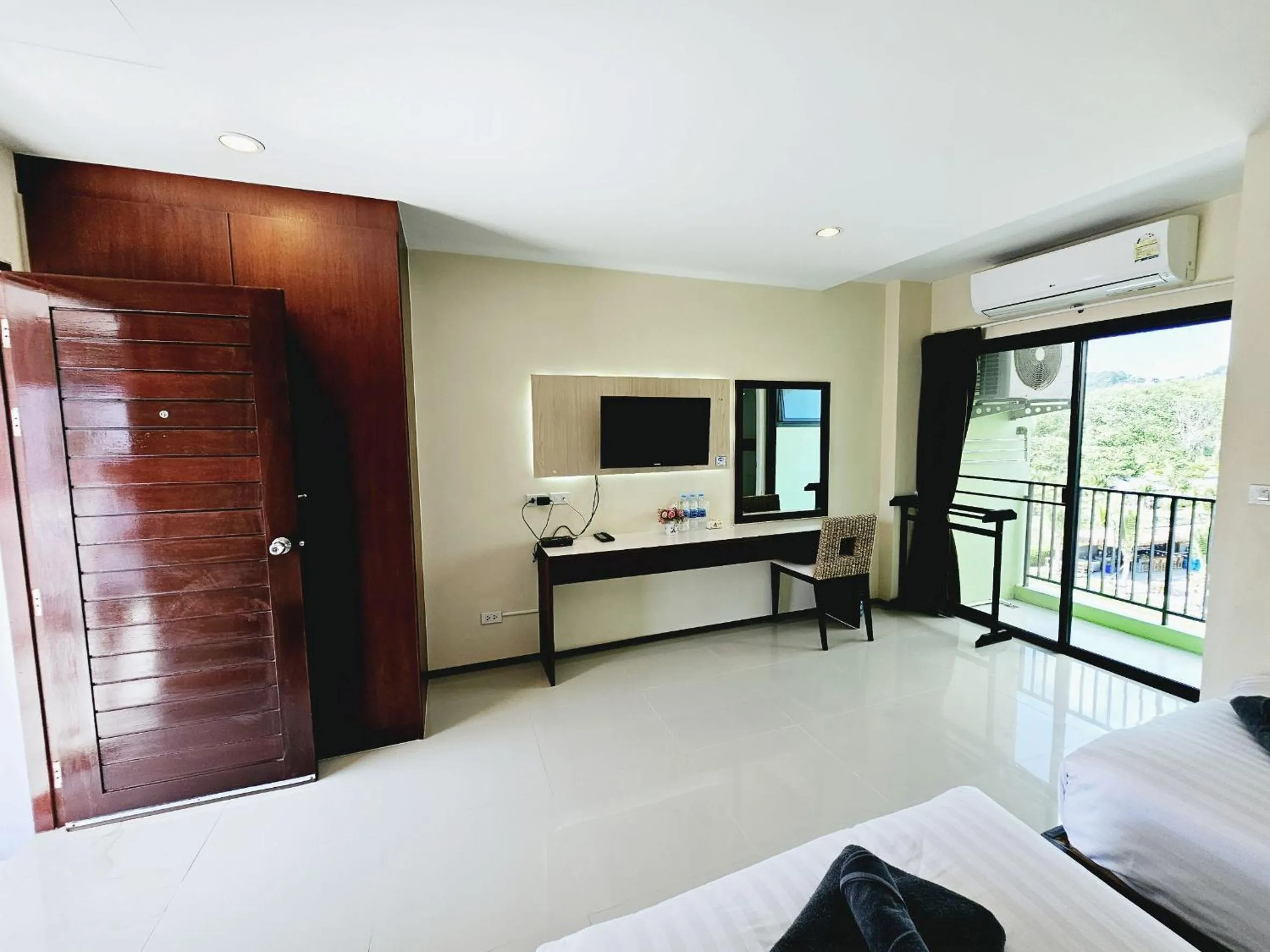 Bed in STAYHERE@AIRPORT SERVICE APARTMENT