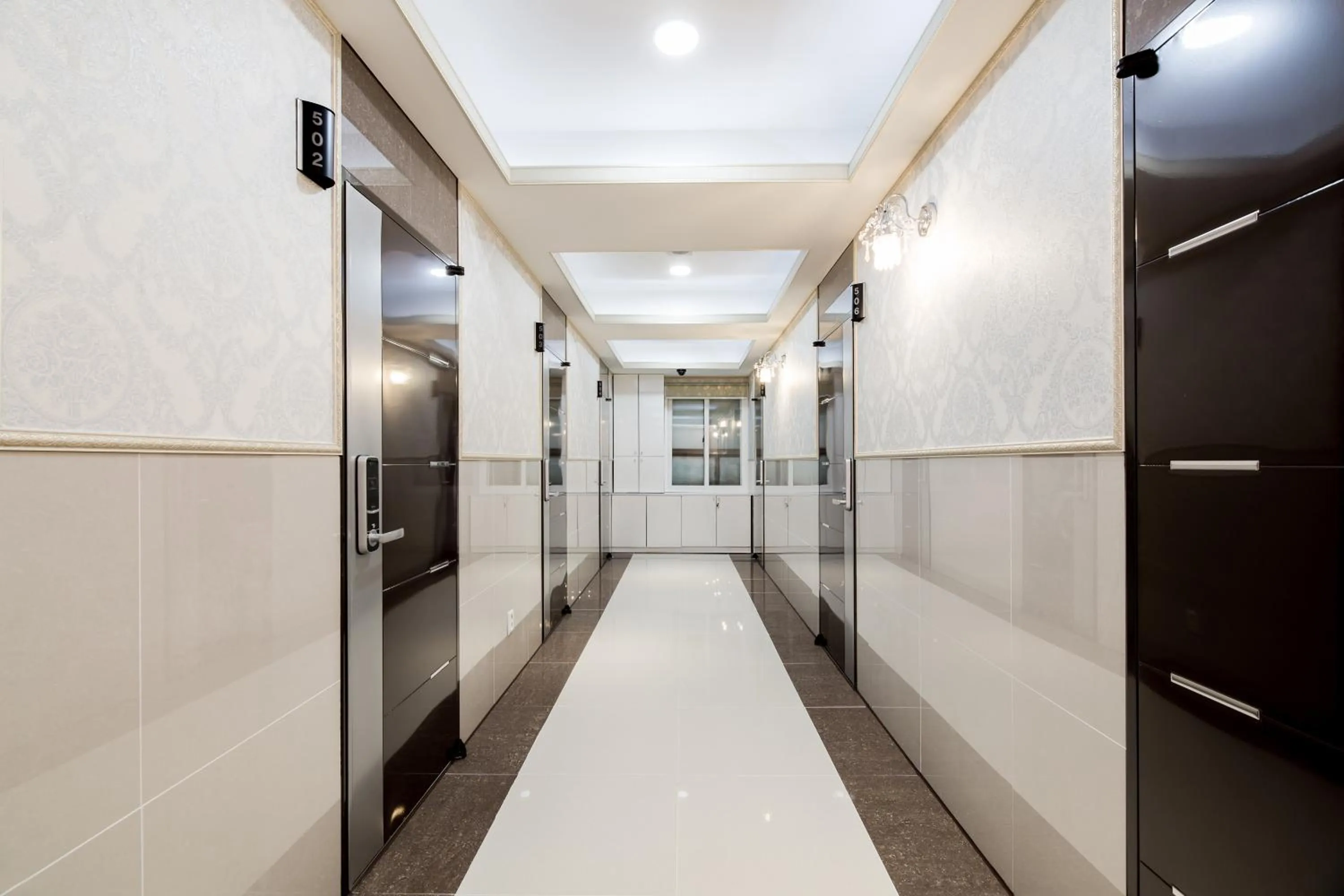 Communal lounge/ TV room in Chloe Hostel