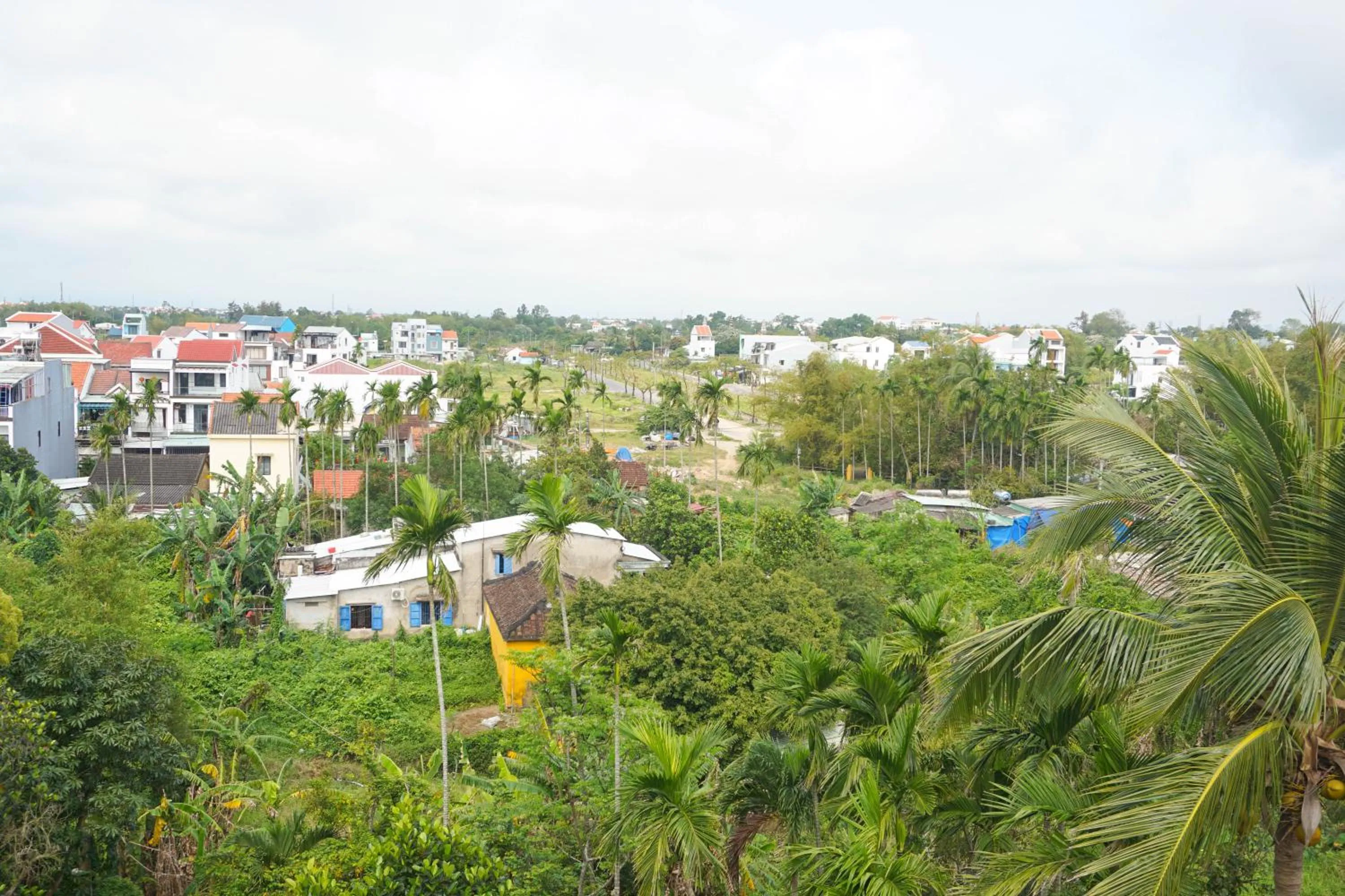 Property building in Paradise Hotel Hoi An