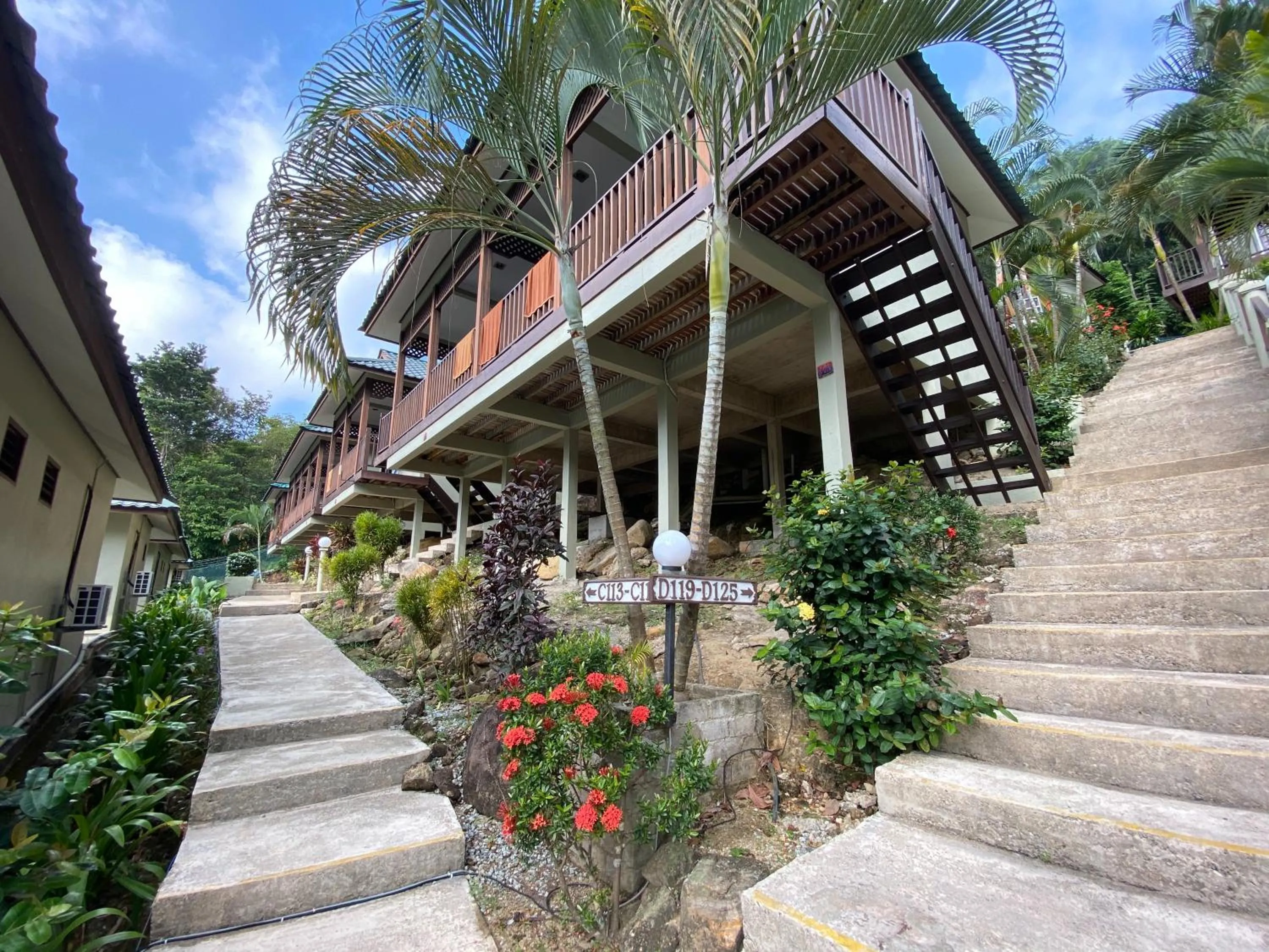 Property building in Redang De' Rimba