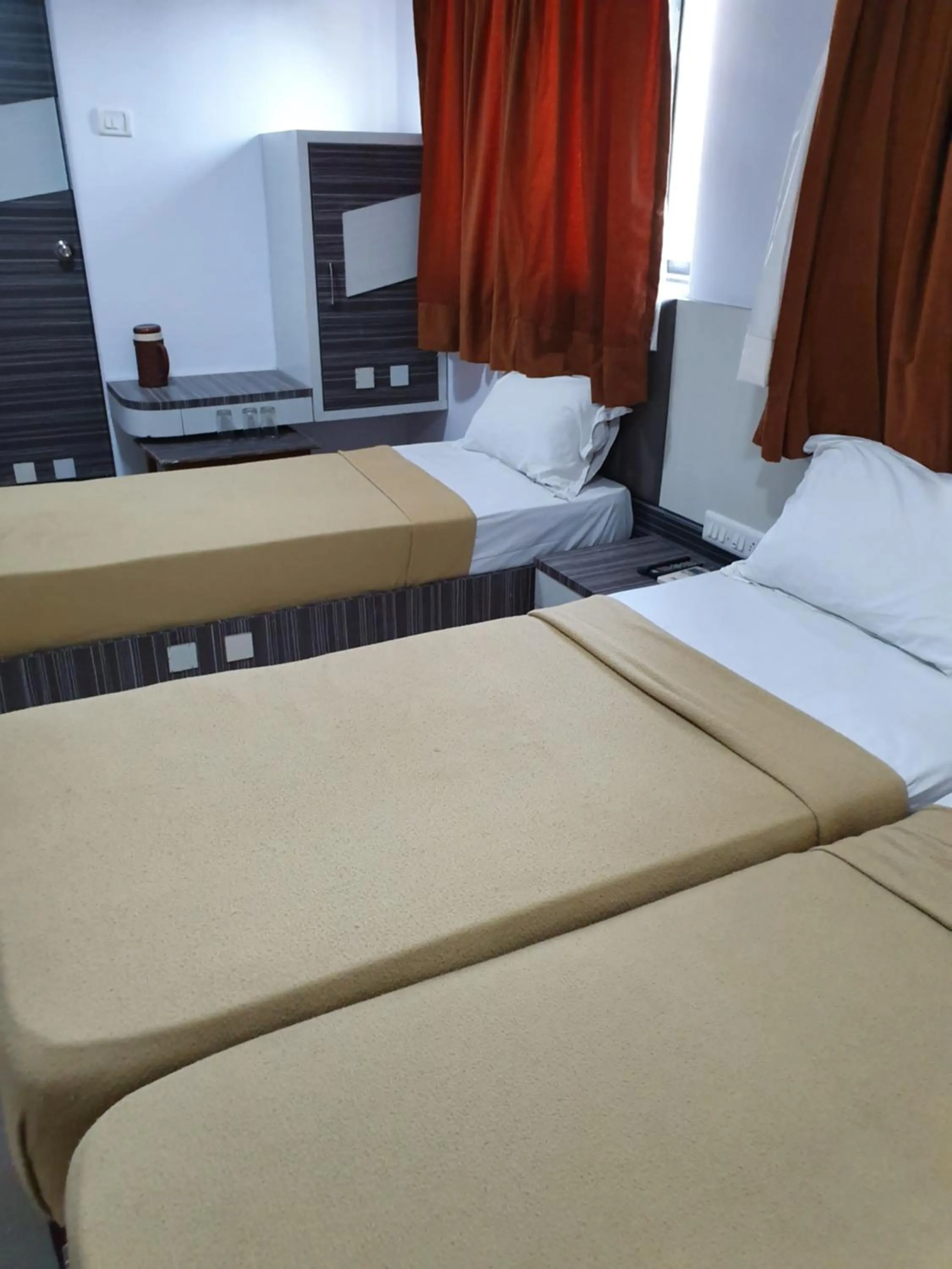 Other, Bed in Hotel Apex