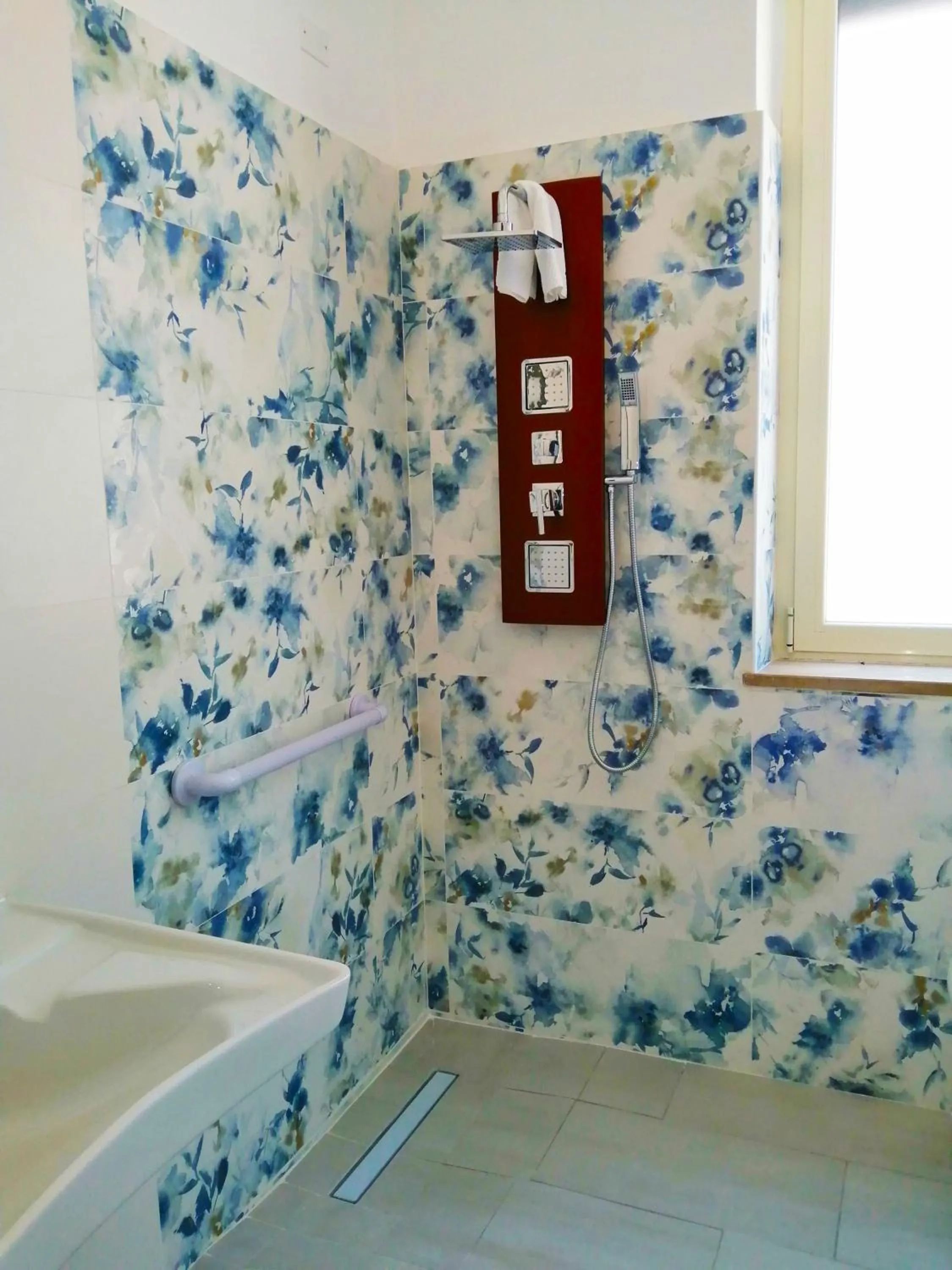 acessibility in HOTEL HOUSE GARGANO