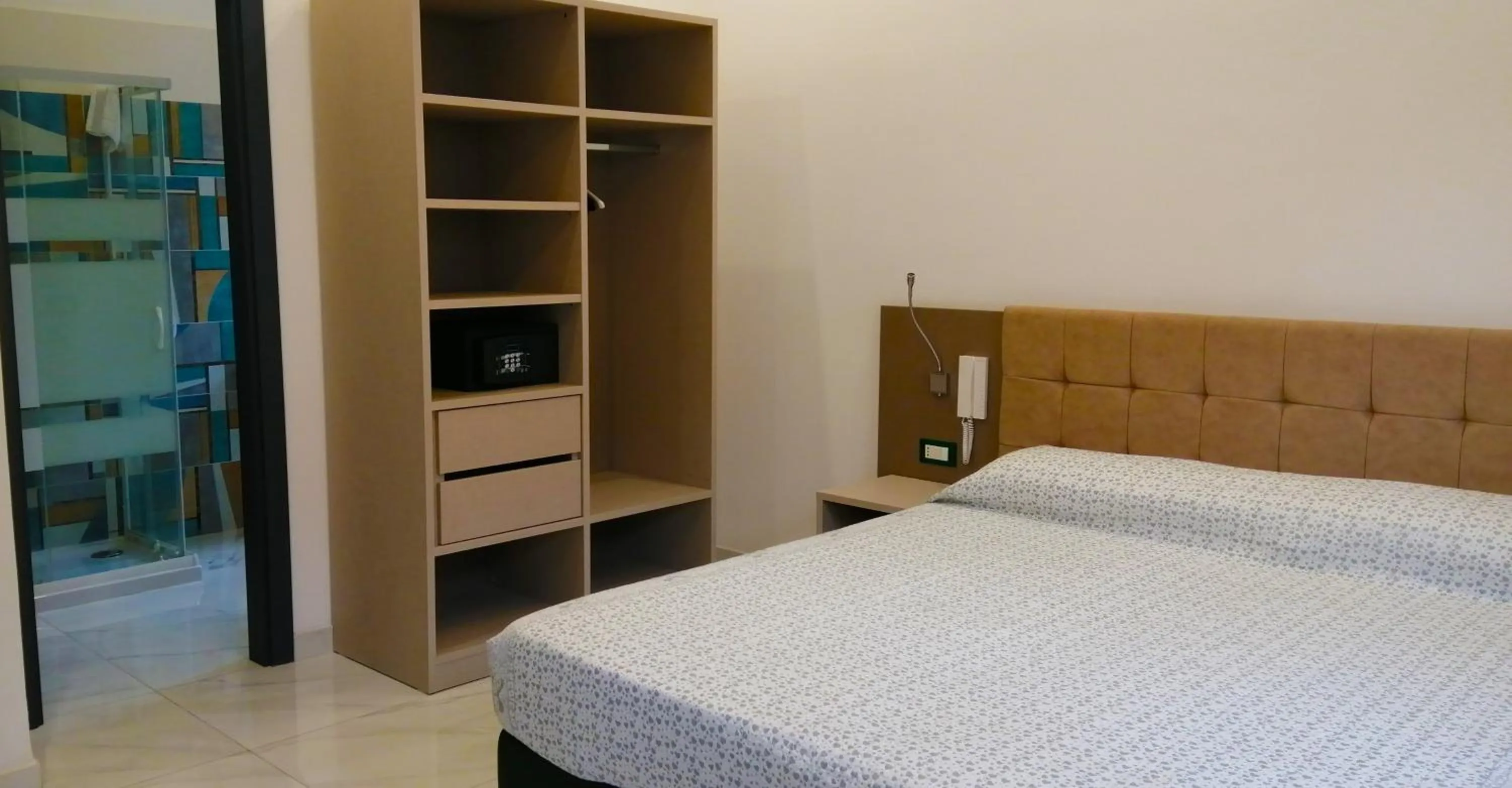 Bedroom, Bed in HOTEL HOUSE GARGANO