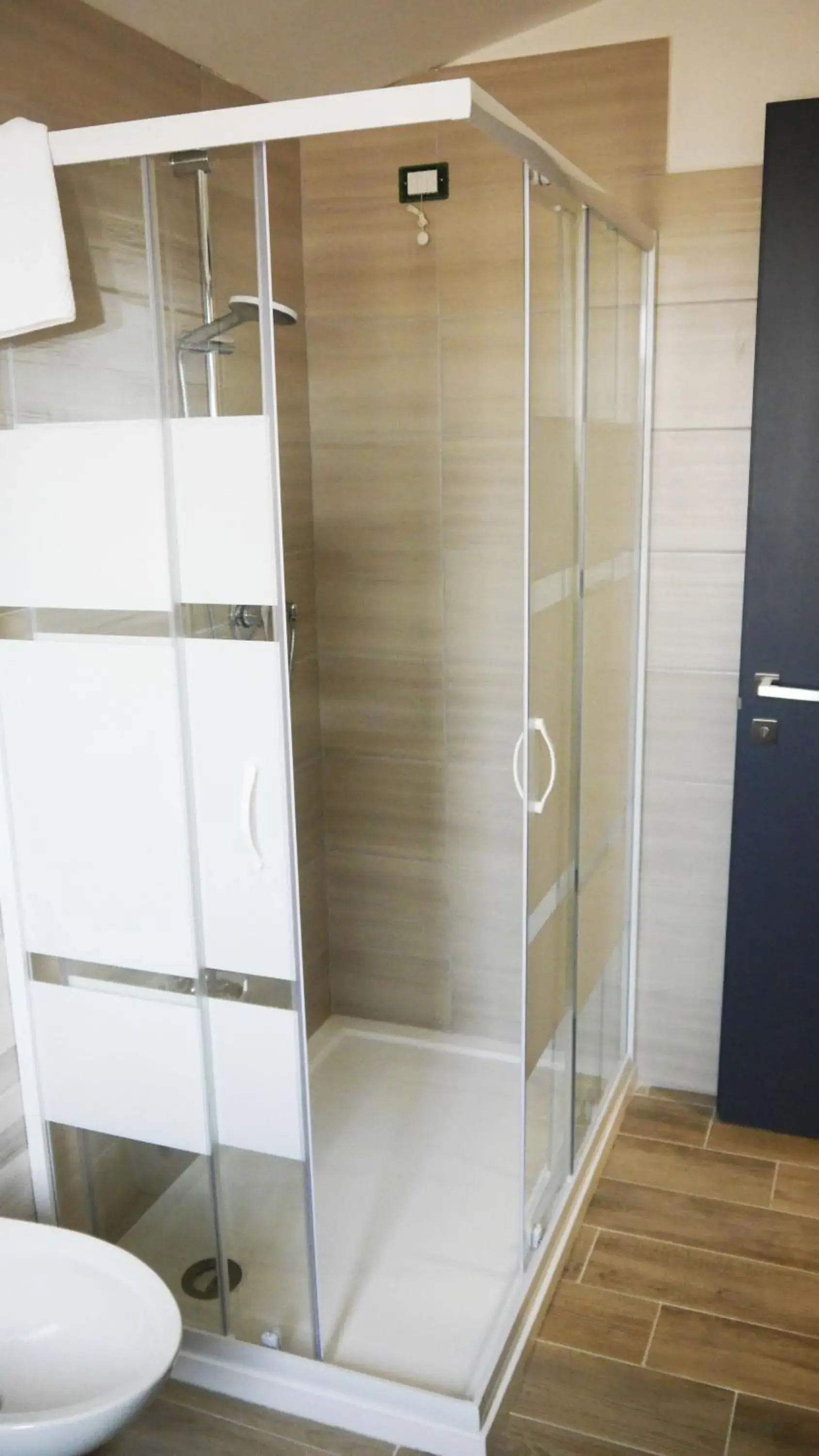 Large Double Room in HOTEL HOUSE GARGANO Large Double Room in HOTEL HOUSE GARGANO