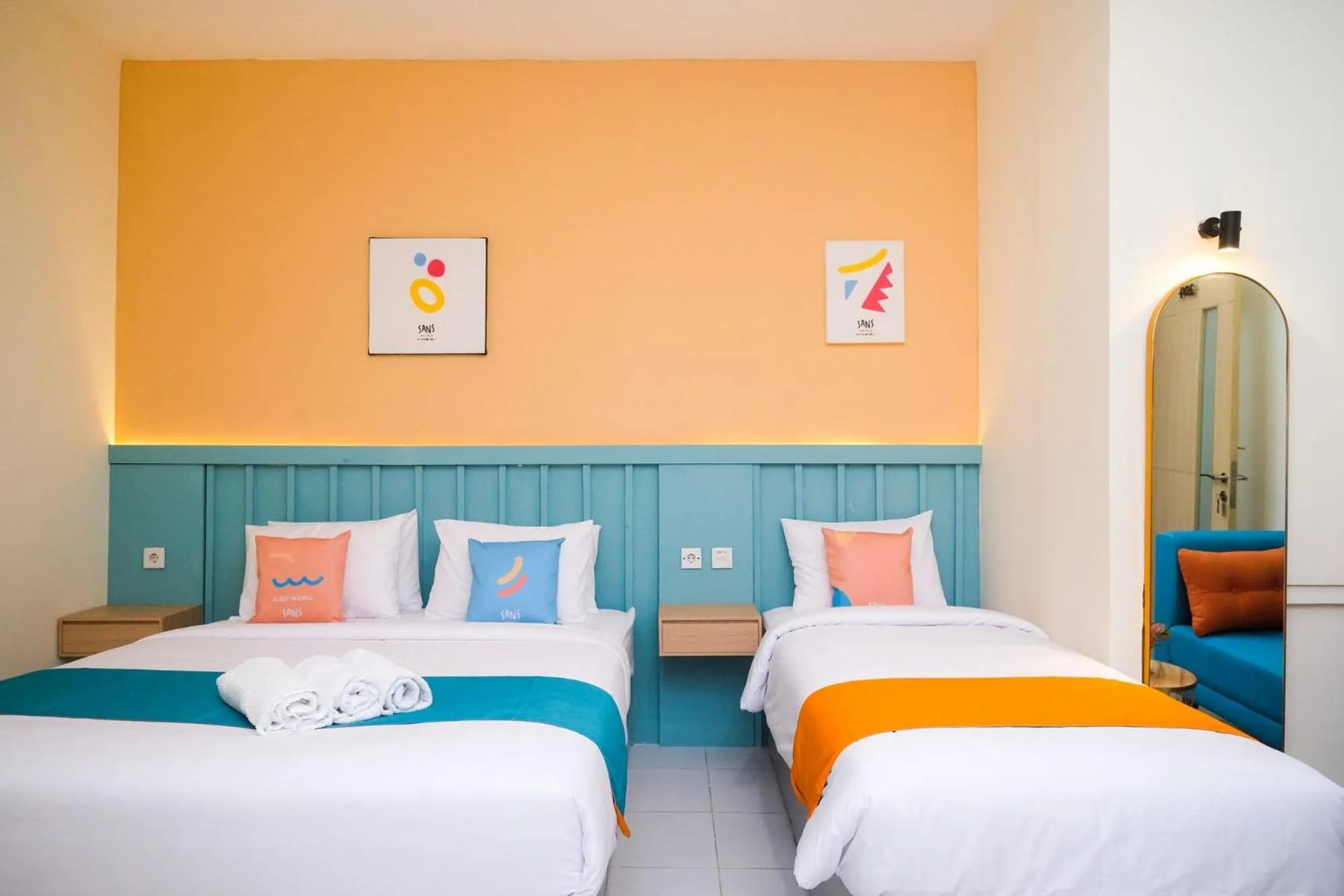 Bed in Sans Hotel City Inn Solo by RedDoorz