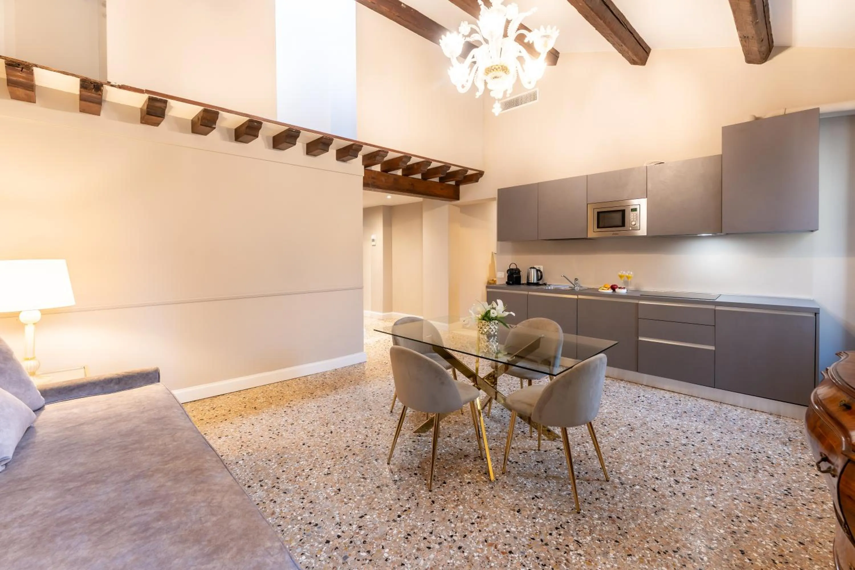 Dining area in San Vio Palace Luxury Apartments