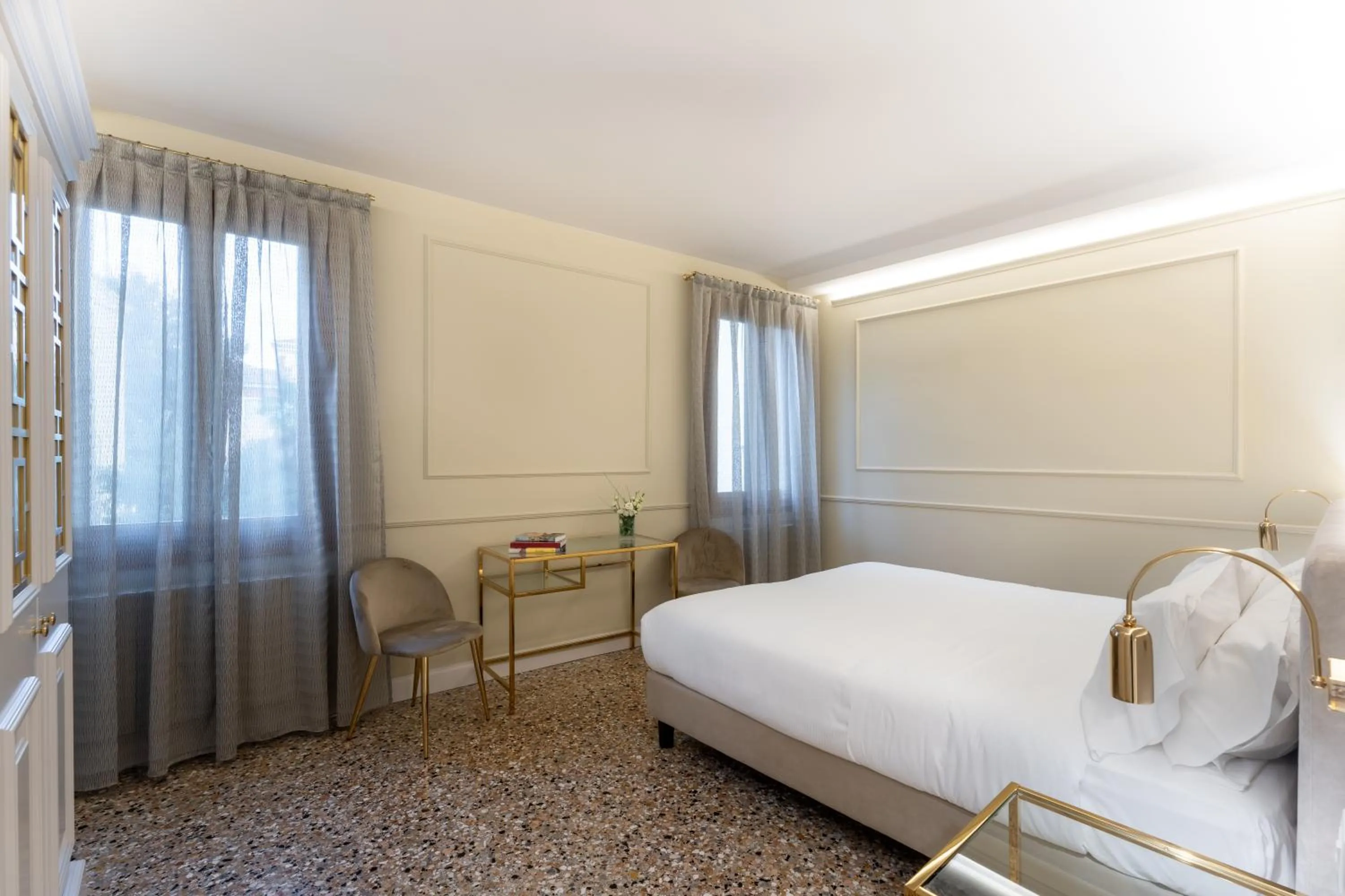 Photo of the whole room, Bed in San Vio Palace Luxury Apartments
