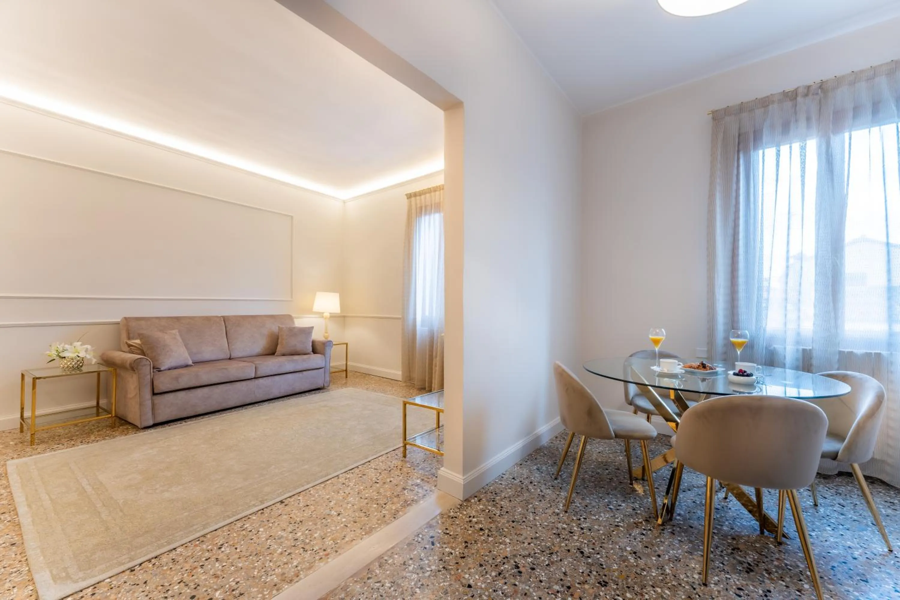 Living room in San Vio Palace Luxury Apartments