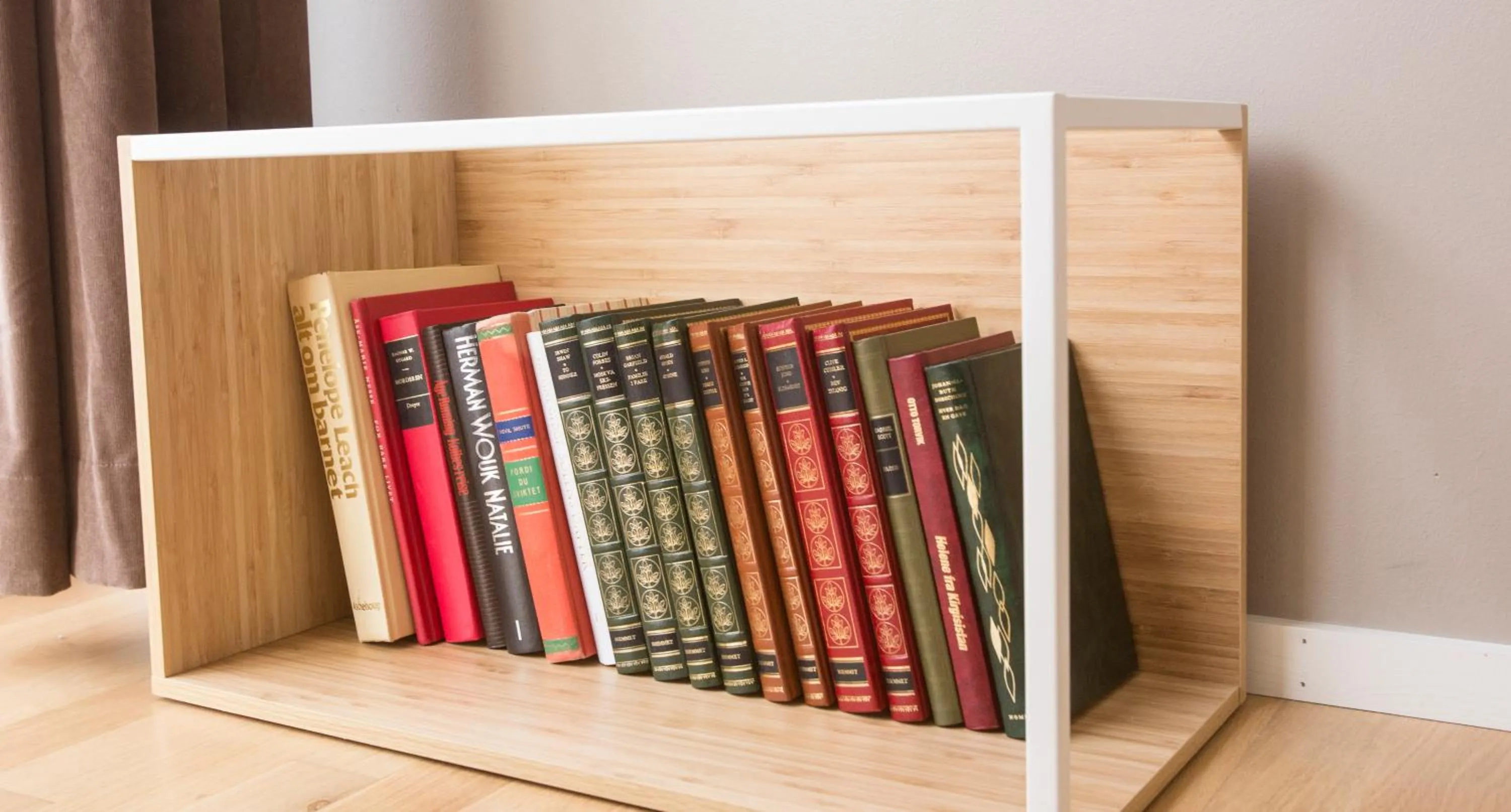 Library in Klostergaarden leilighetshotell AS - Best Housing Apartments