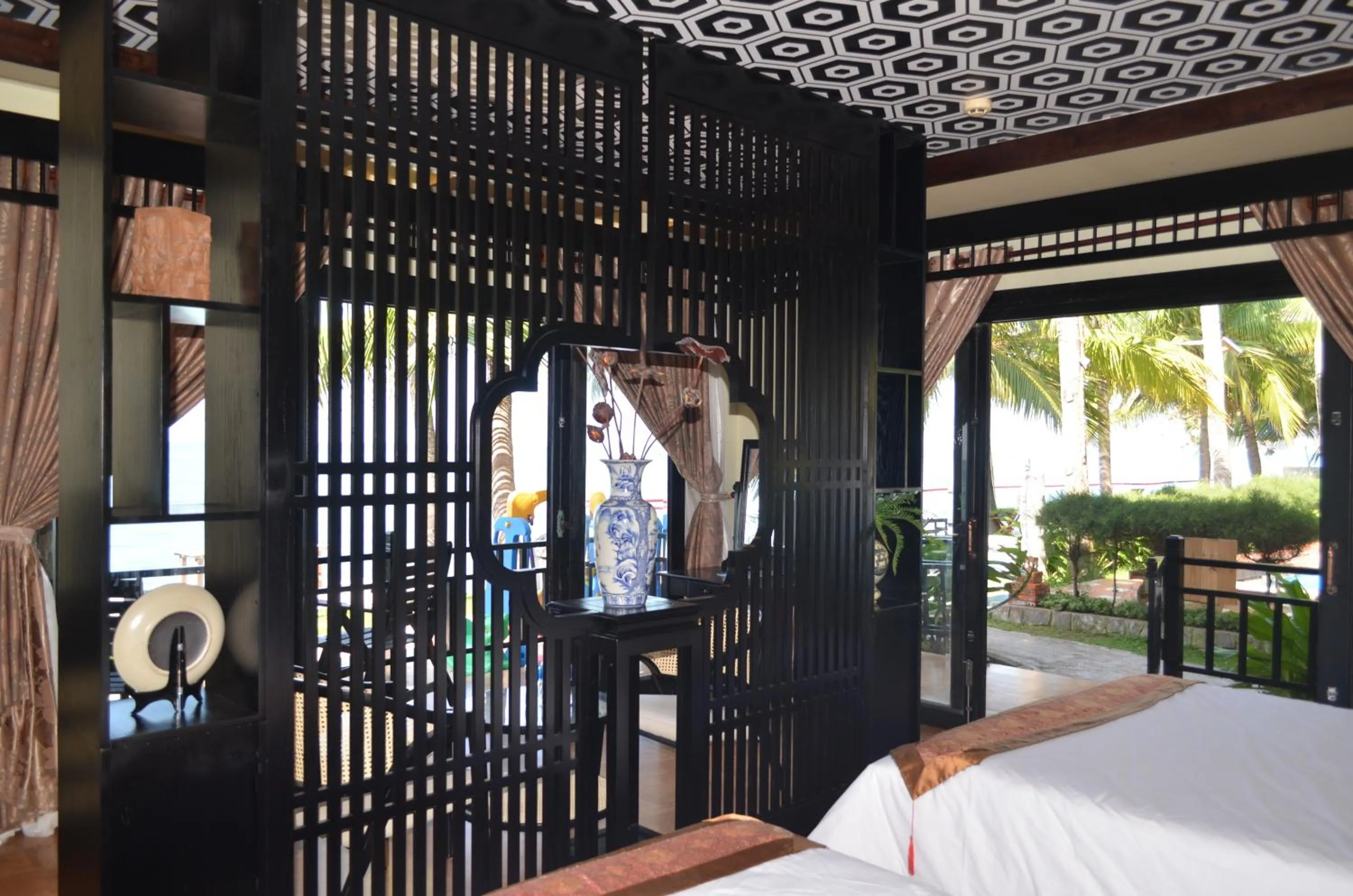 Bedroom, Bed in Rang Garden Beach Side