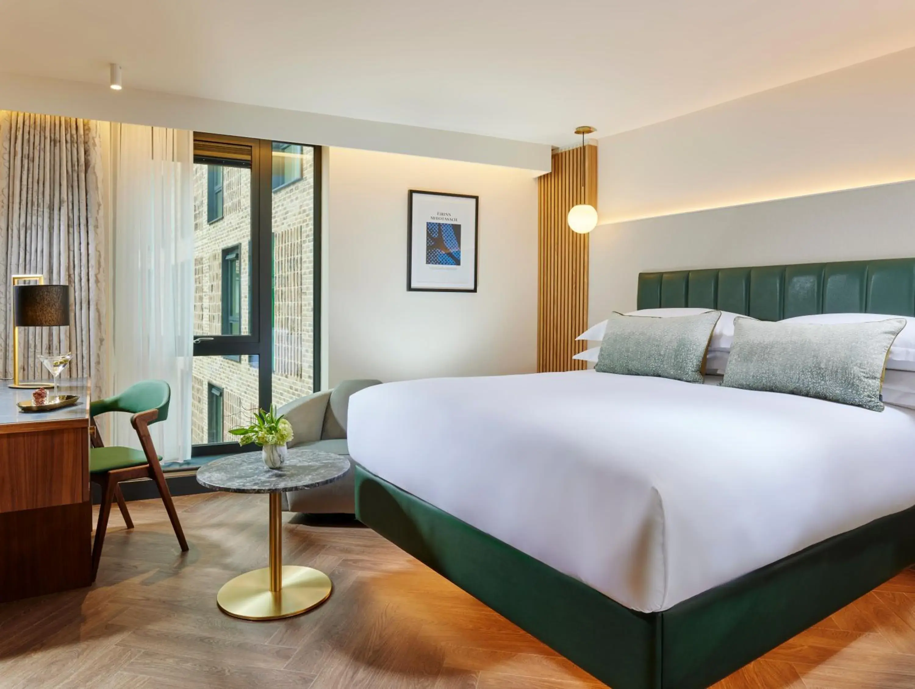 Standard King Room in The Chancery Hotel Standard King Room in The Chancery Hotel