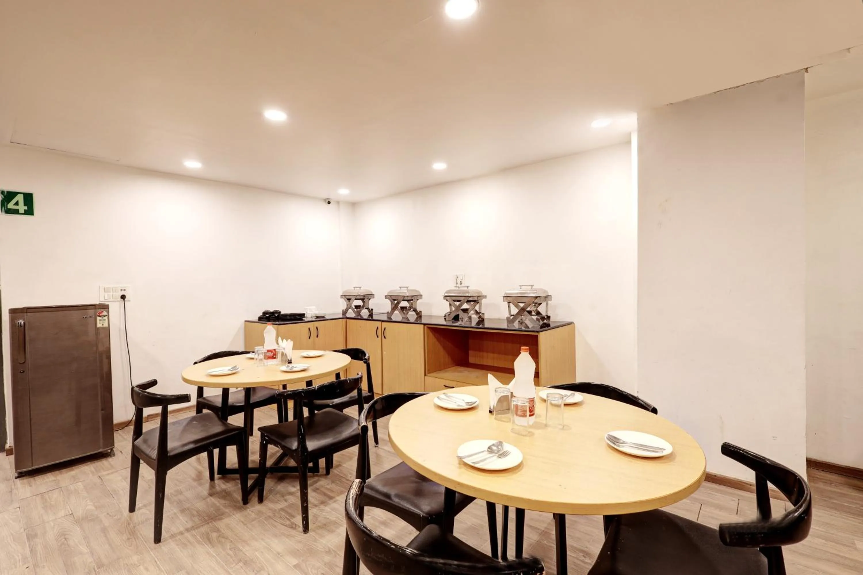 Coffee/tea facilities in Hotel The Rasa Near Welcome Metro Station