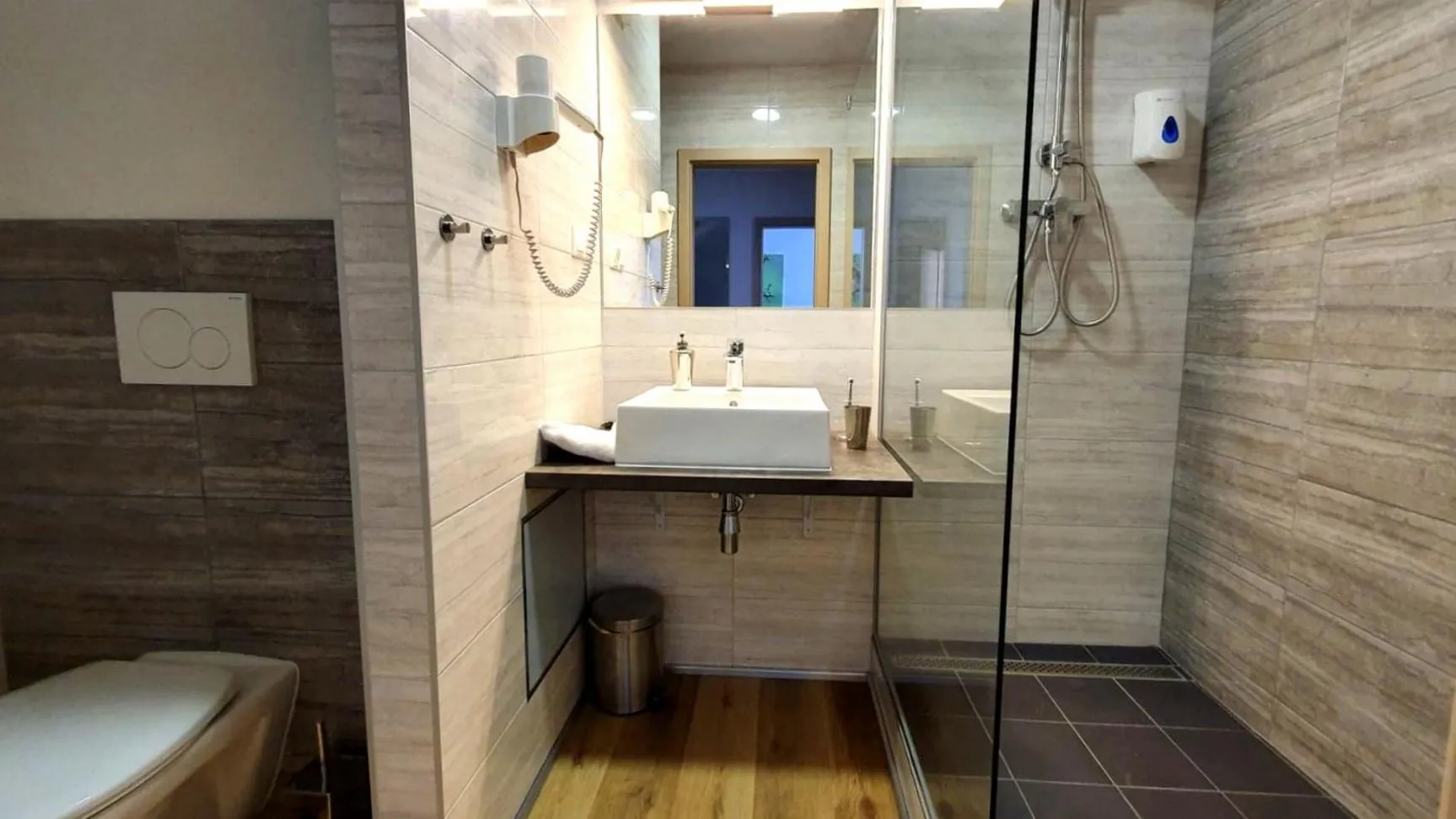 Shower in Hotel Kristína