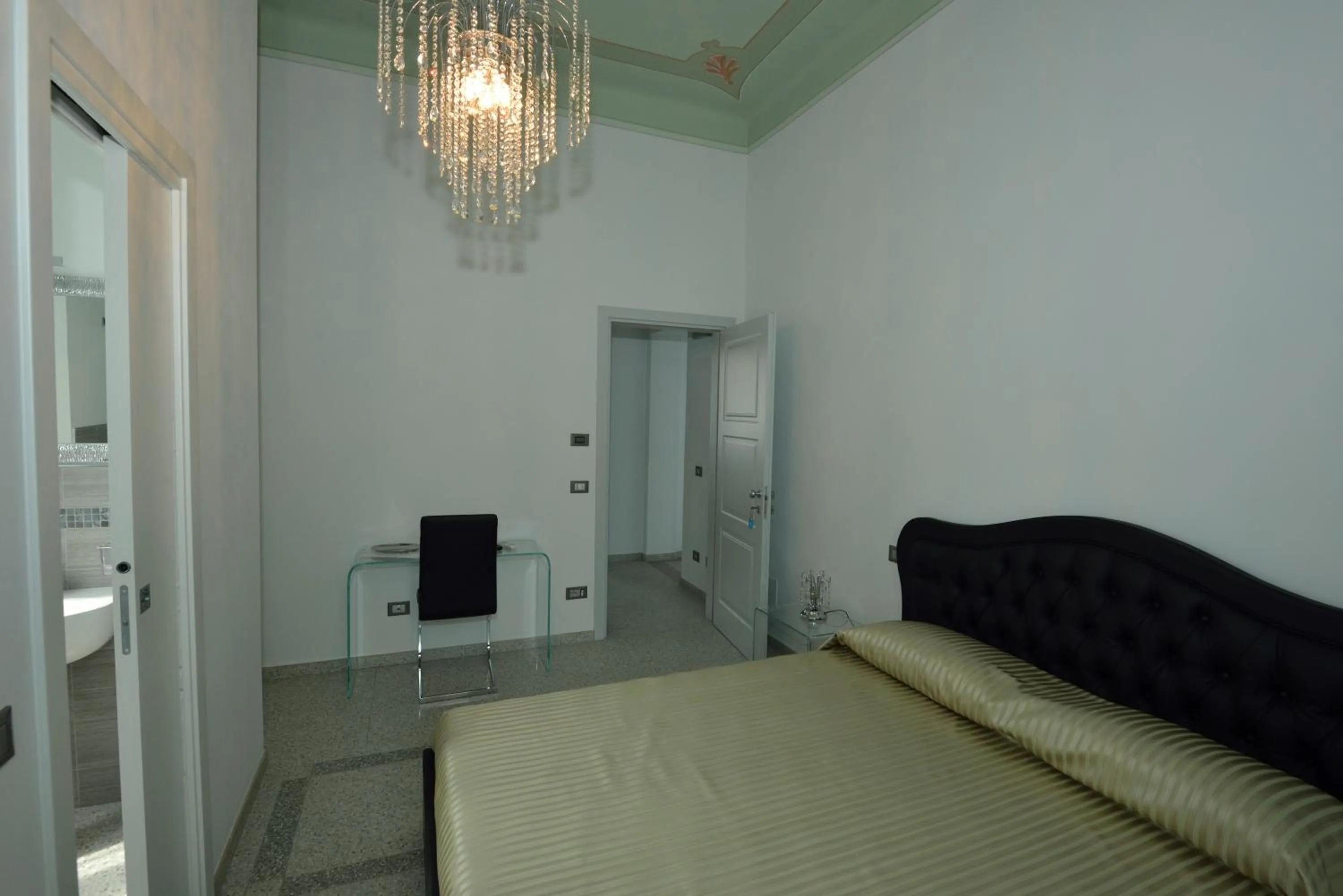 Decorative detail, Bed in B&B Relais Paradise