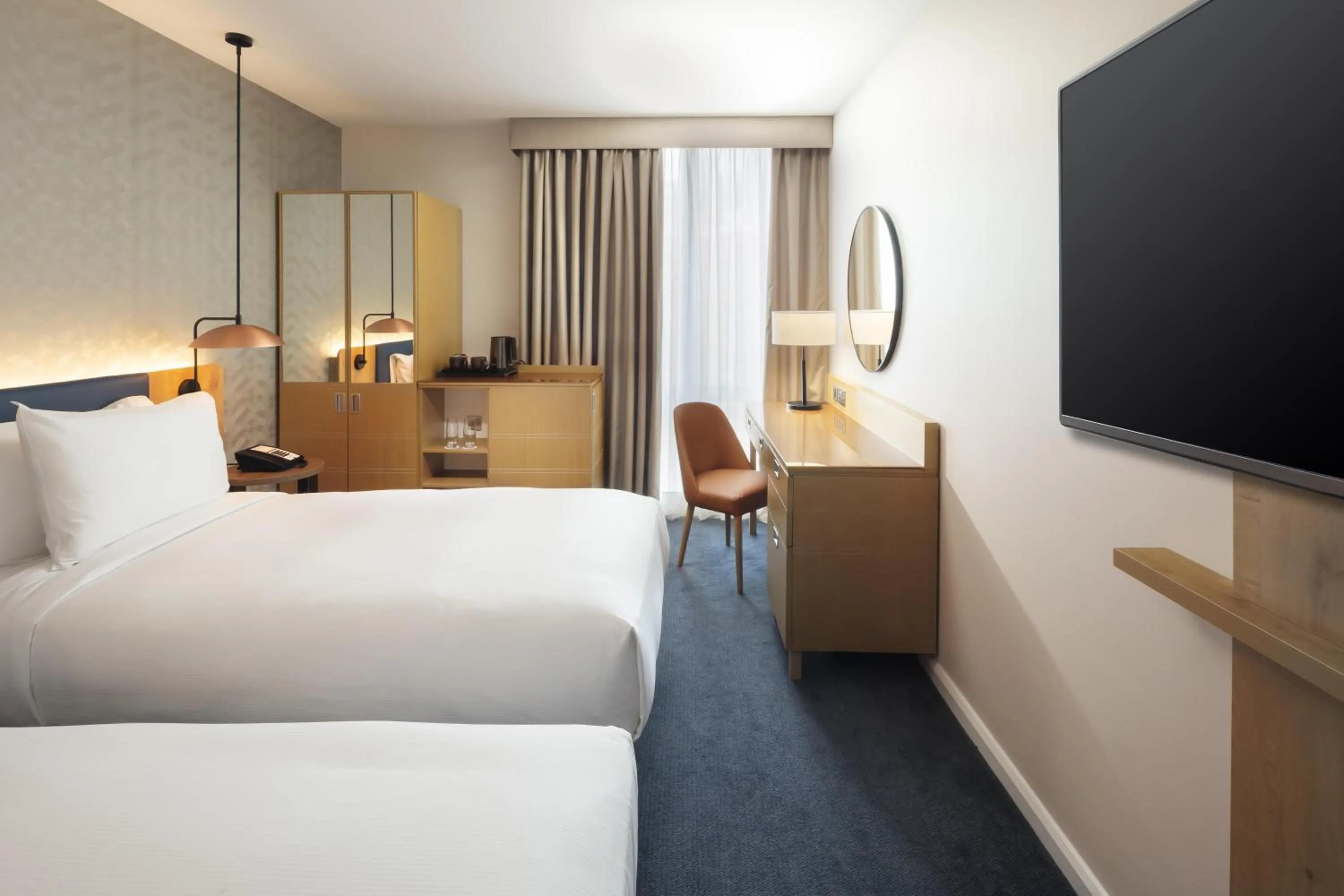 Bed in Hilton Garden Inn Glasgow City Centre