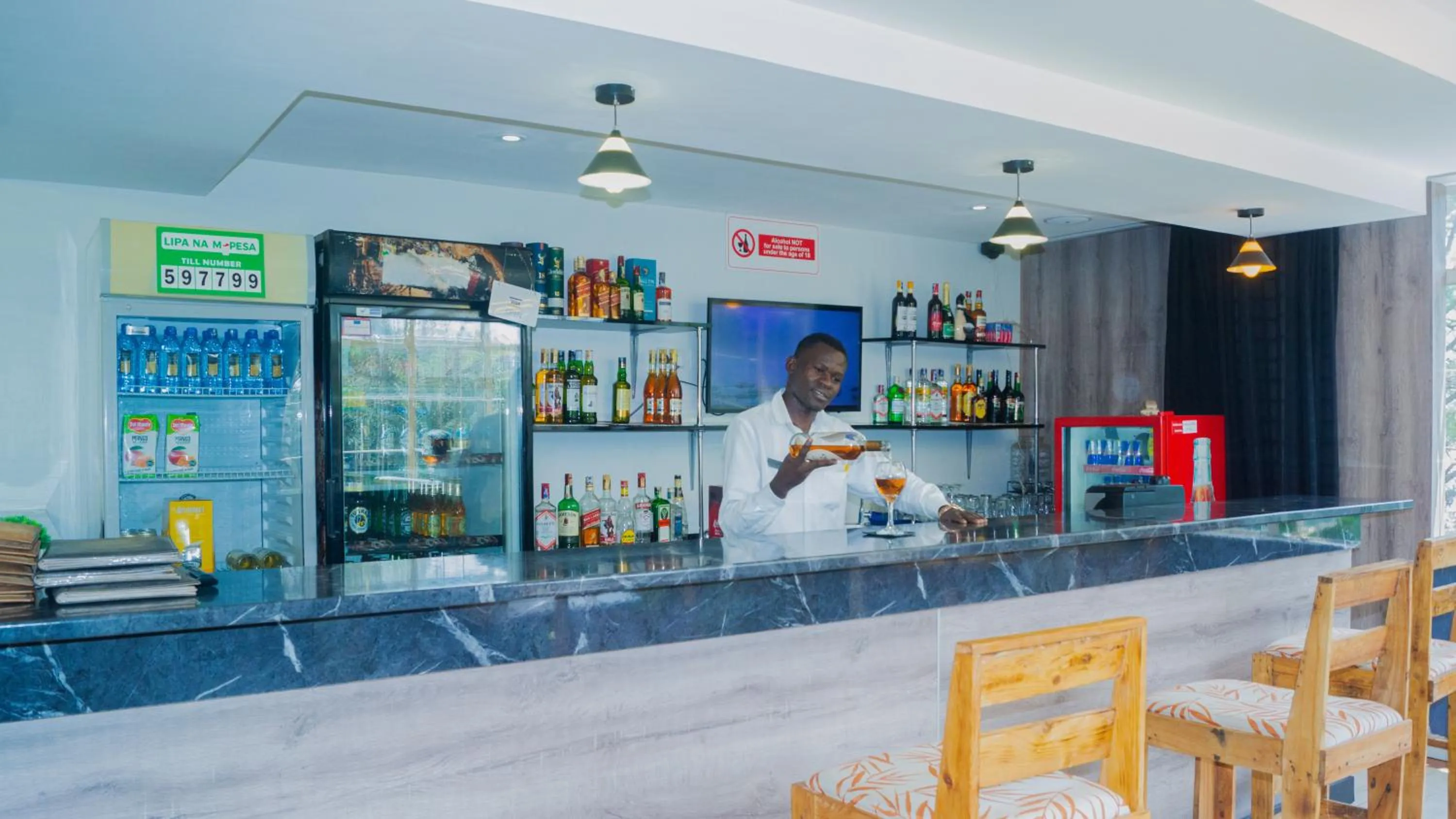 Lounge or bar in The Candela Hotel