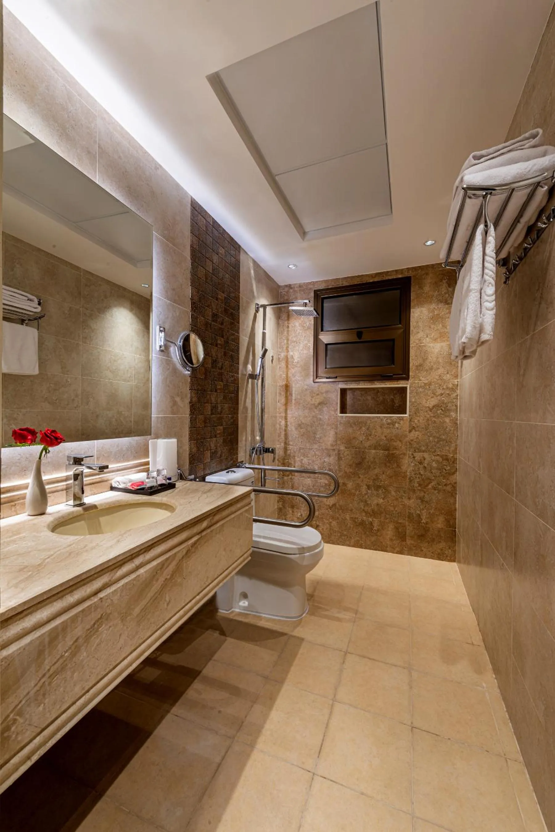 Shower in Beach View Hotel