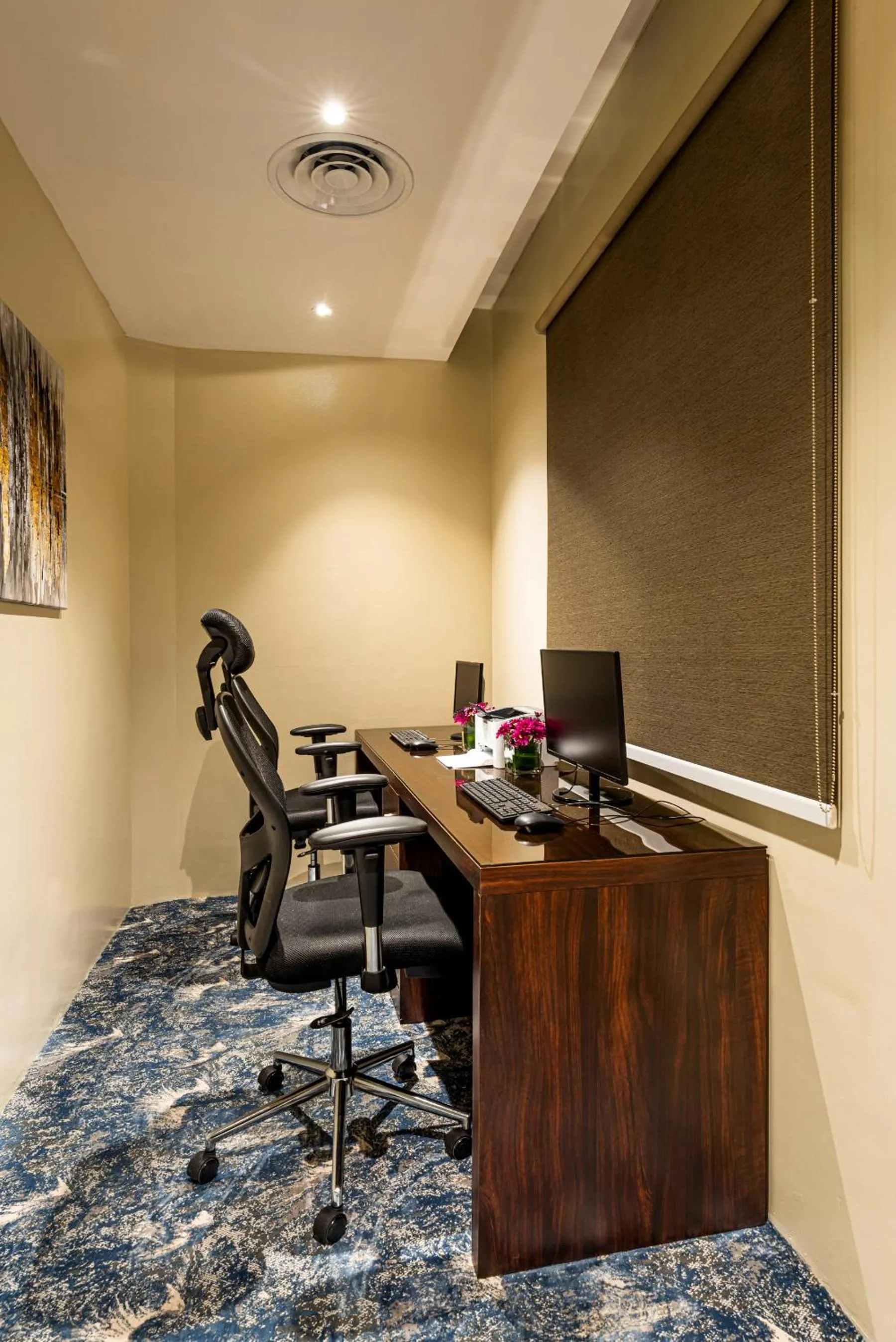 Business facilities in Beach View Hotel