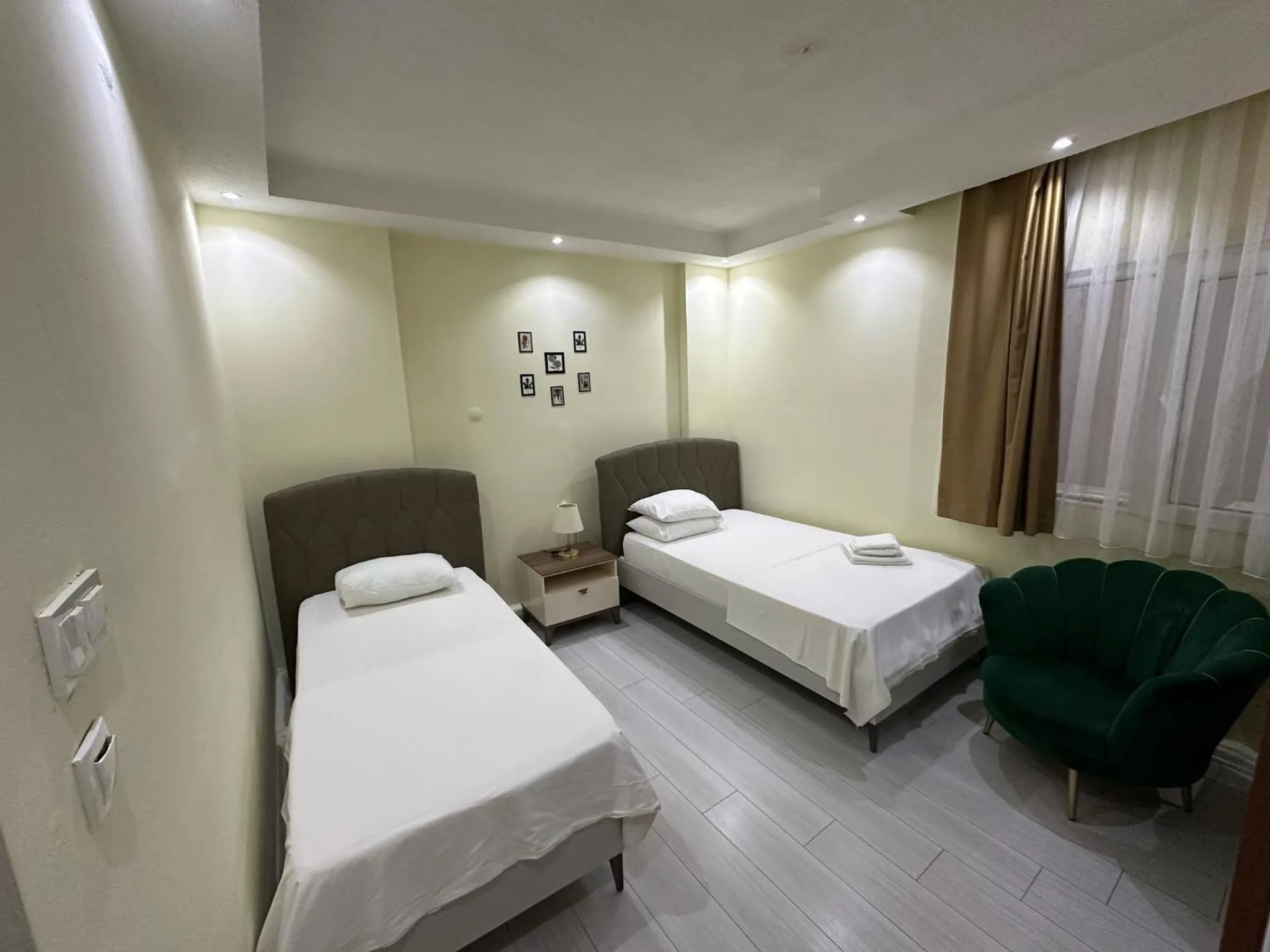 Bed in NAVAL HOTEL YALOVA