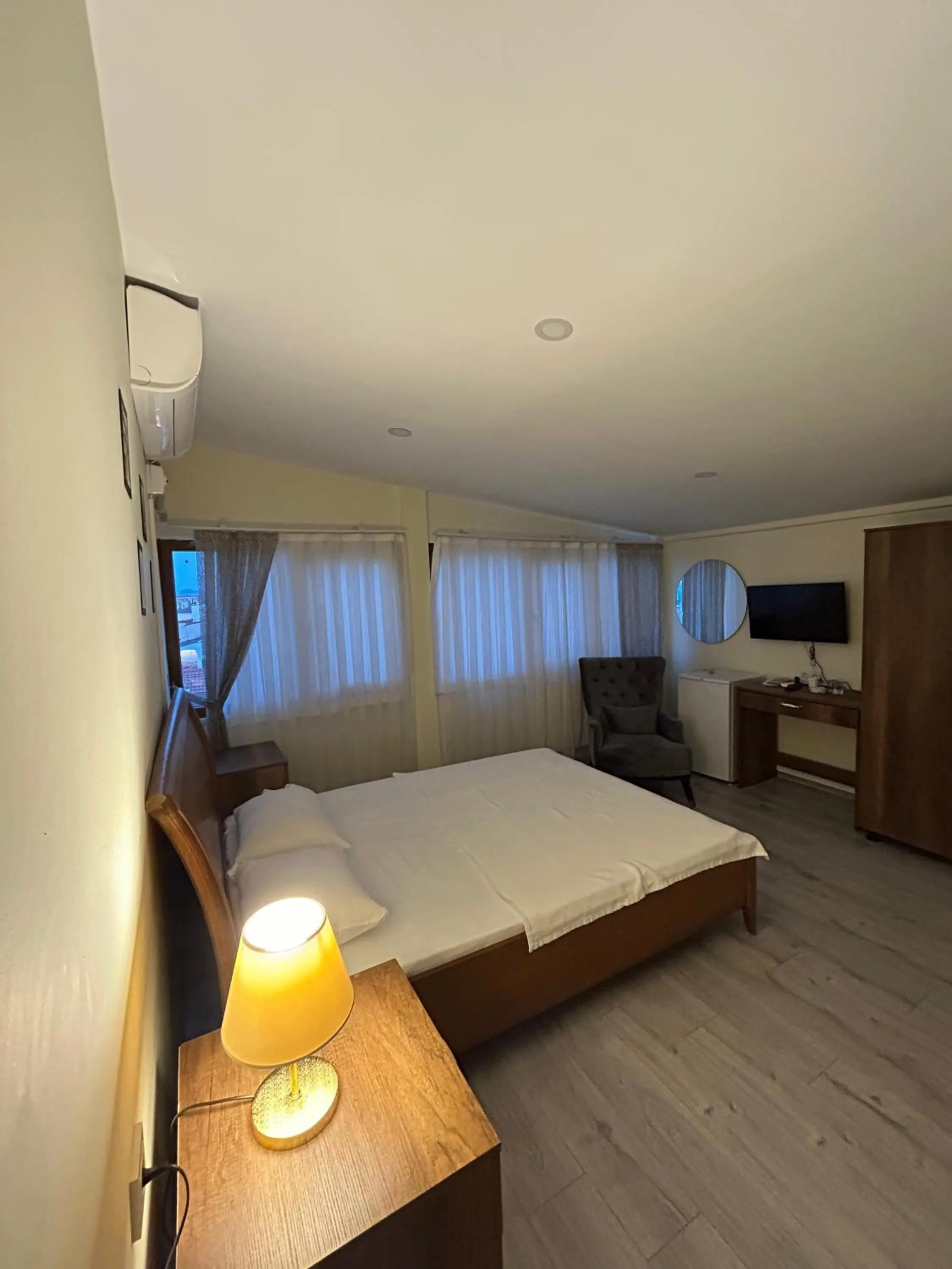 Bed in NAVAL HOTEL YALOVA