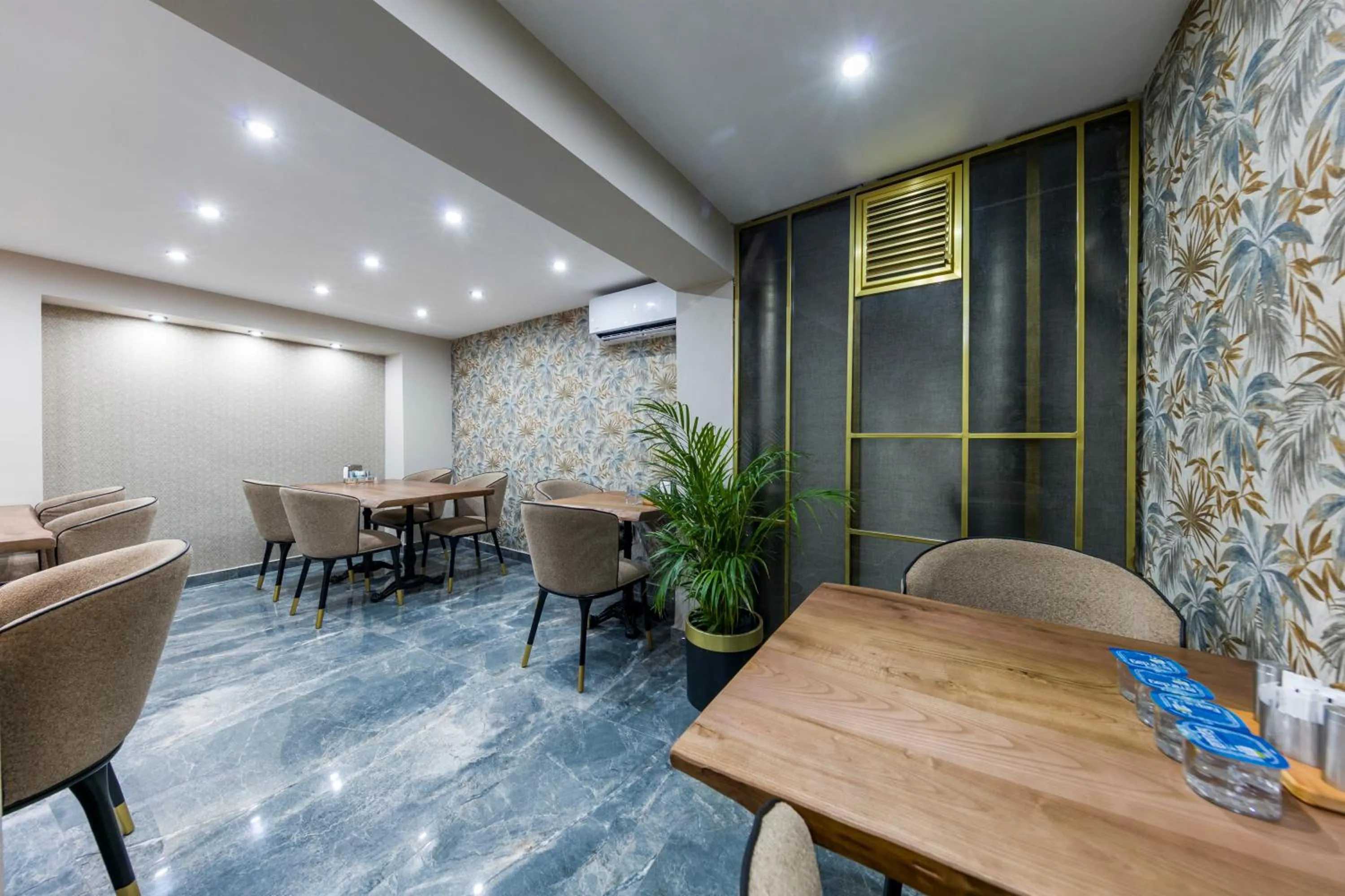 Seating area in Golden Bazaar hotel