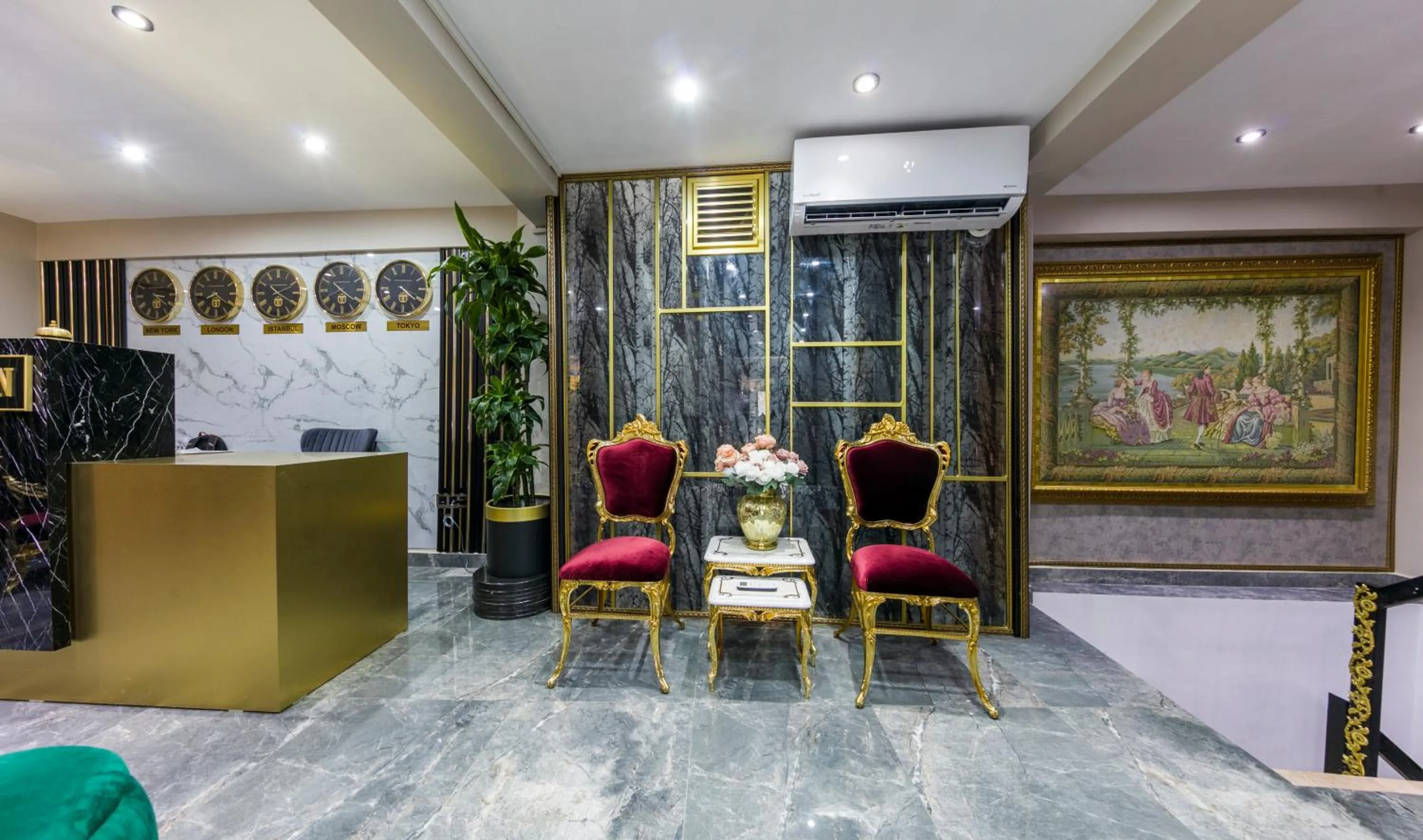 Seating area in Golden Bazaar hotel