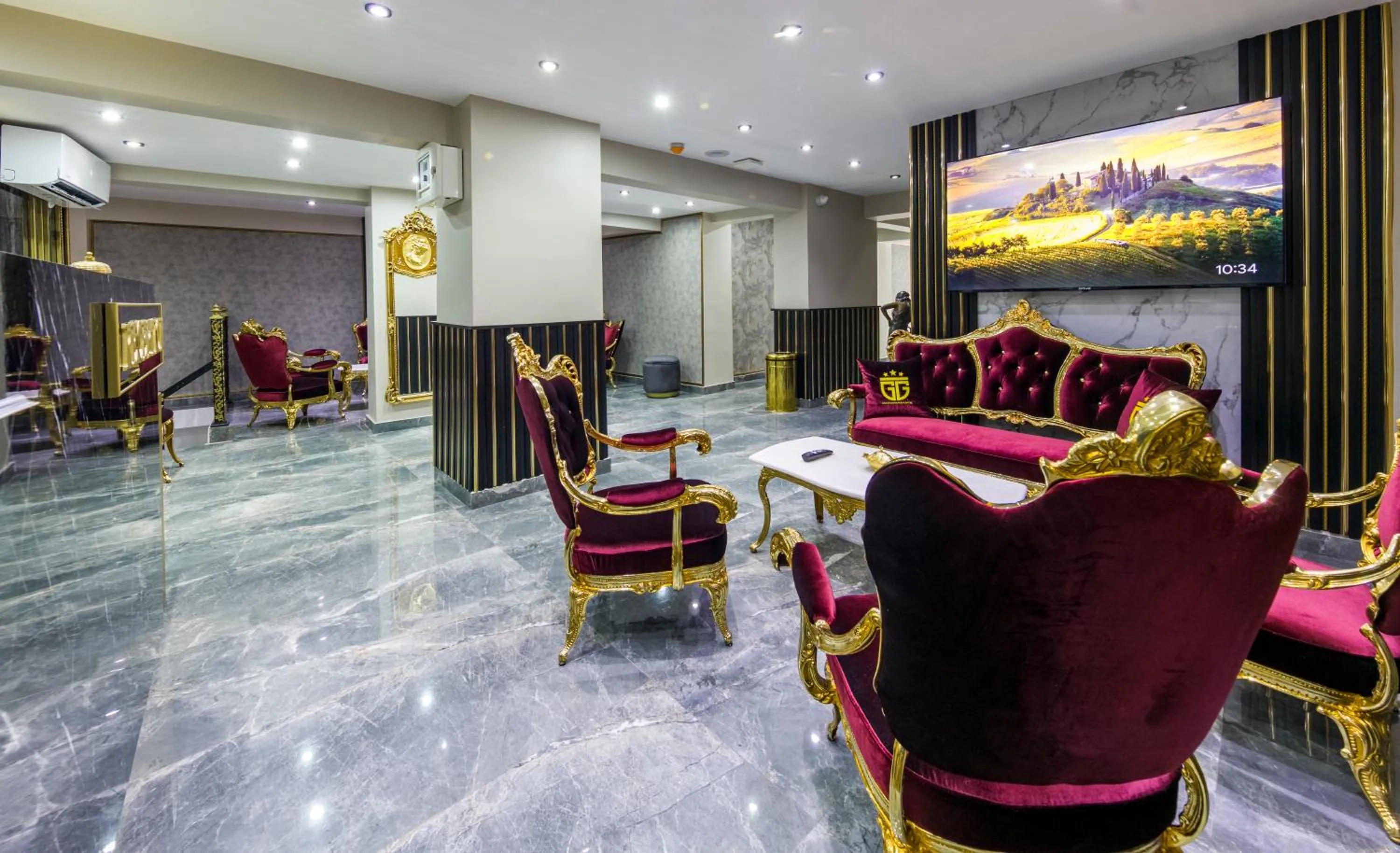 Lobby or reception in Golden Bazaar hotel