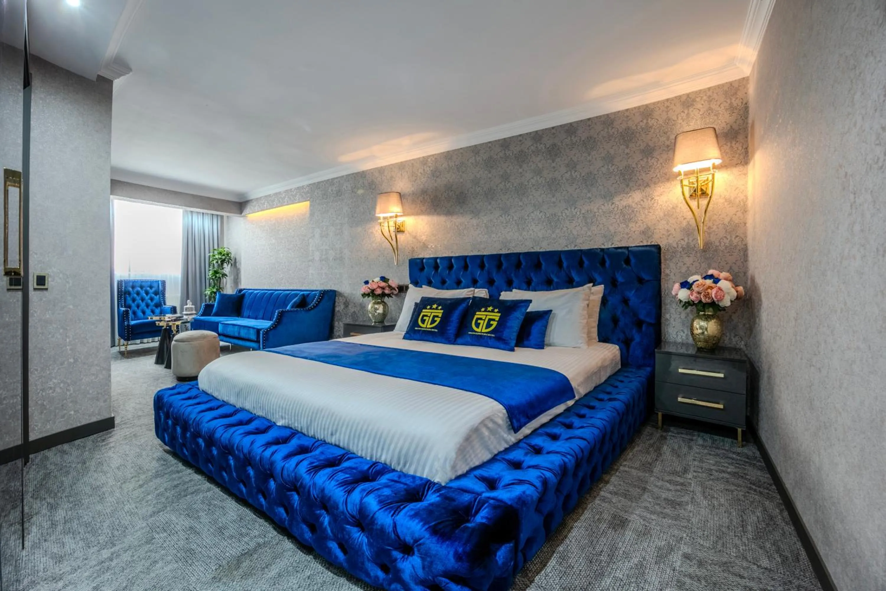 Bed in Golden Bazaar hotel