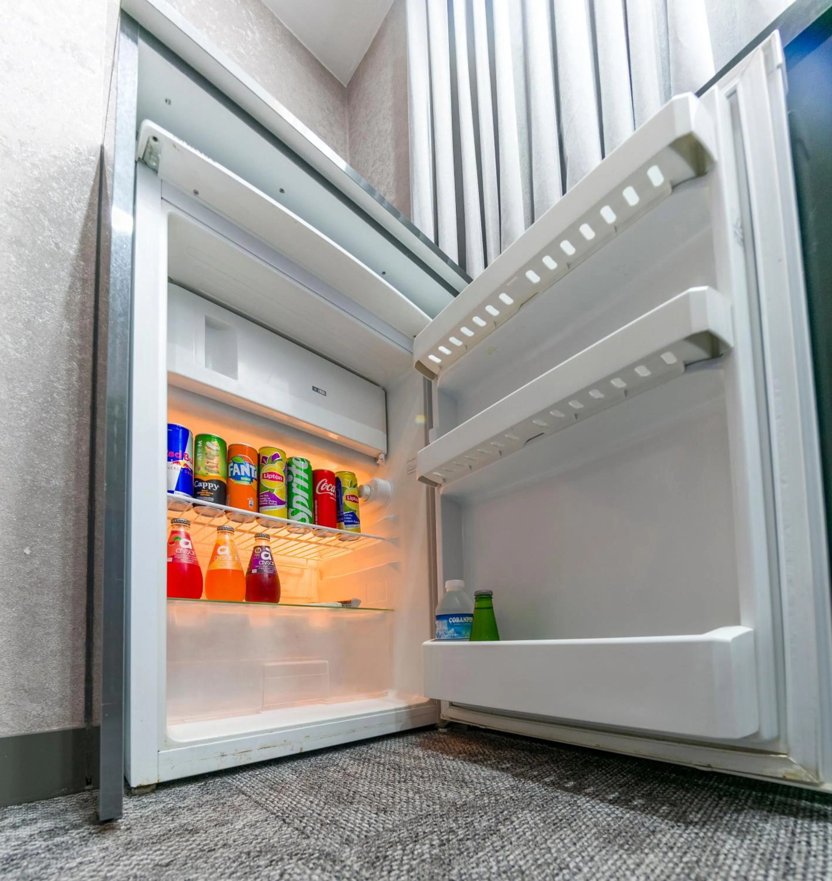 oven in Golden Bazaar hotel