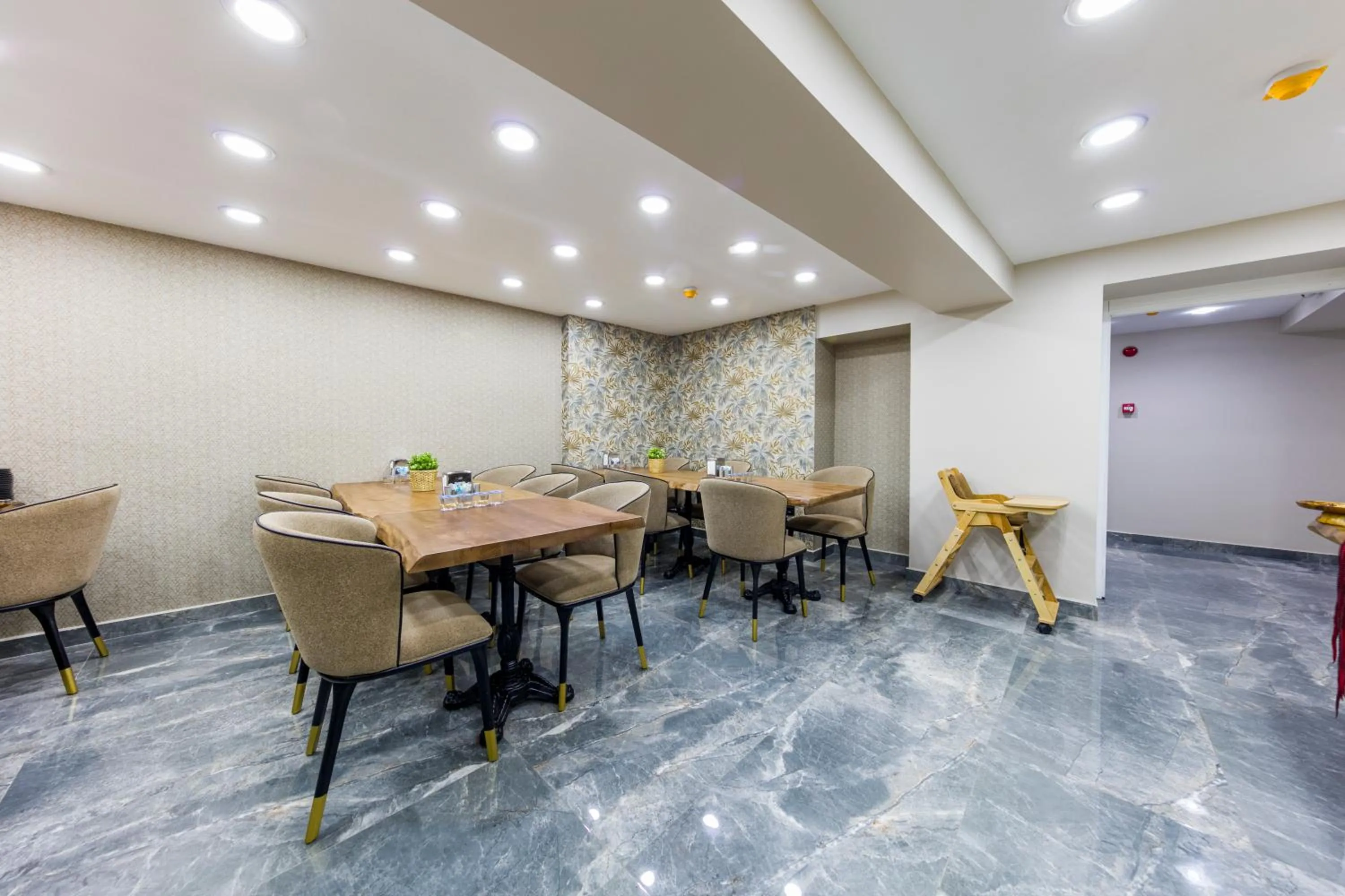 Dining area in Golden Bazaar hotel