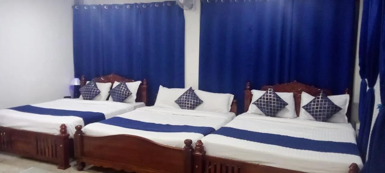Photo of the whole room, Bed in Chan Beach Resort & Hotel