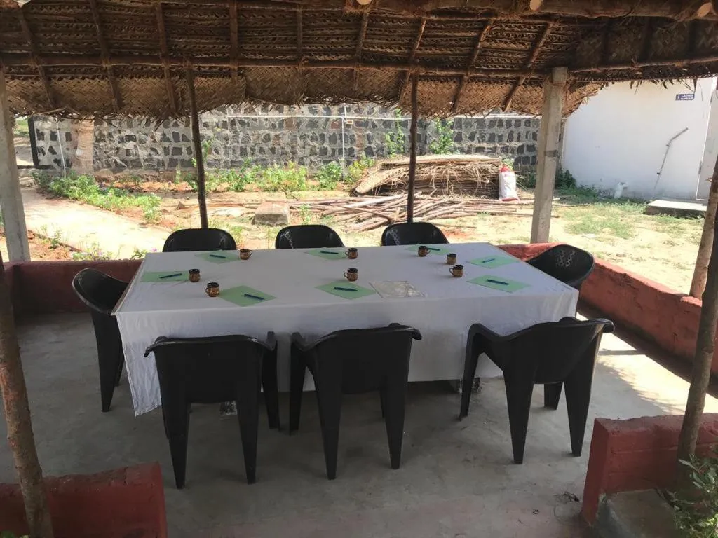 Restaurant/places to eat in Chan Beach Resort & Hotel