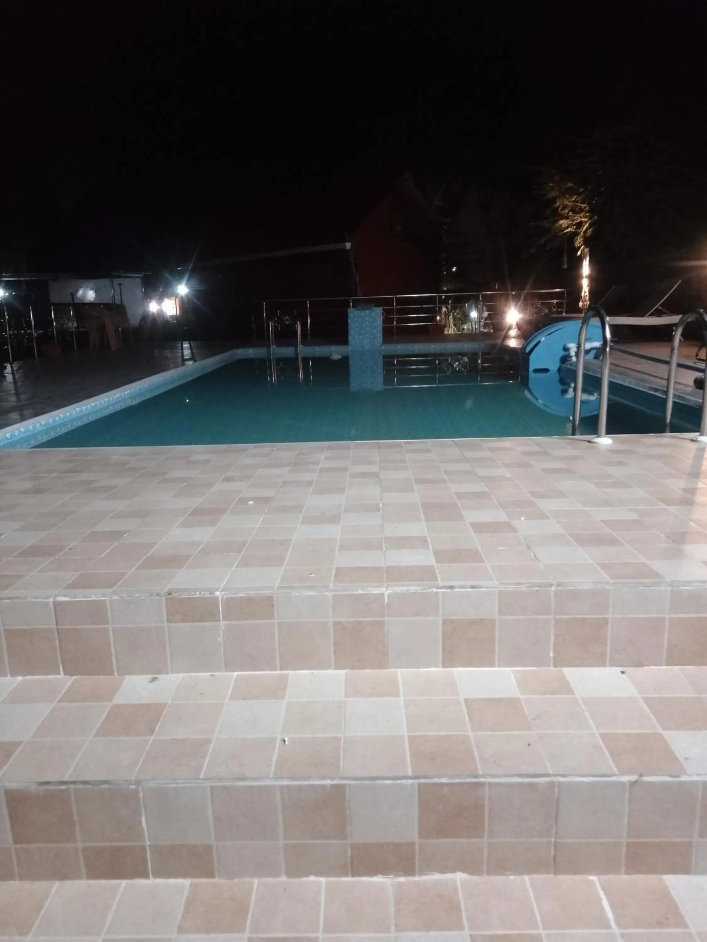 Swimming pool in Chan Beach Resort & Hotel