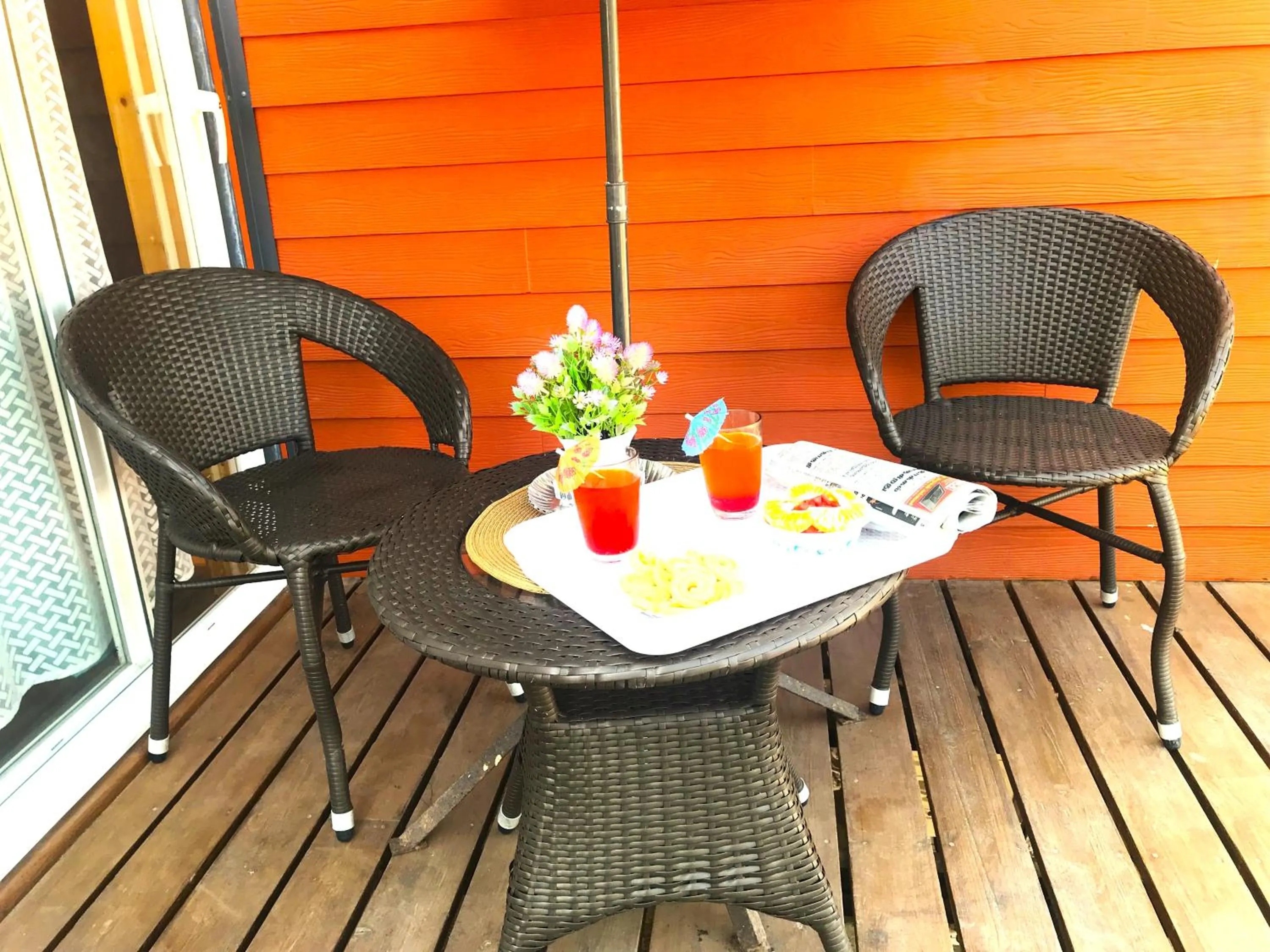 Food and drinks in Chan Beach Resort & Hotel