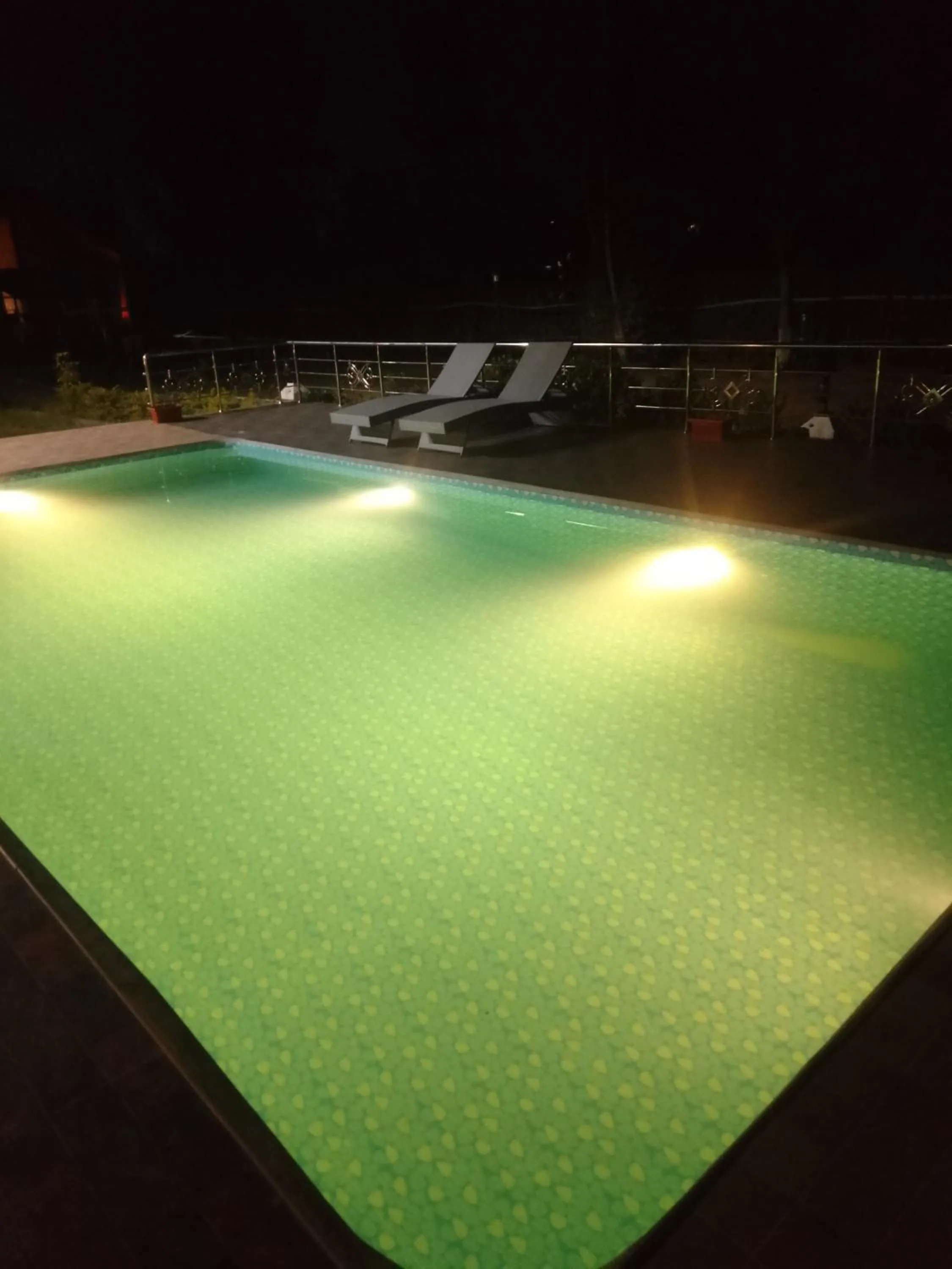 Swimming pool in Chan Beach Resort & Hotel