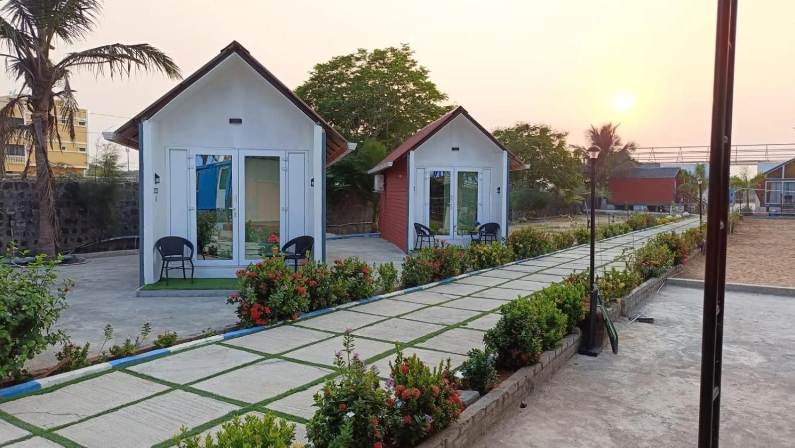 Garden view in Chan Beach Resort & Hotel