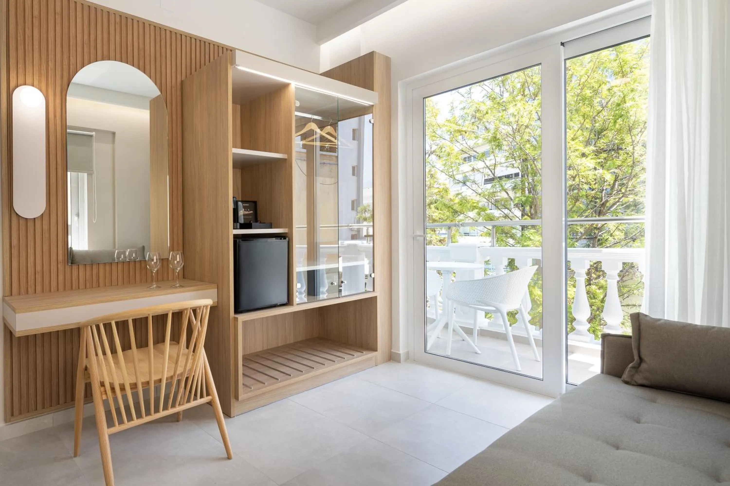 Coffee/tea facilities in Epavli Grace Hotel