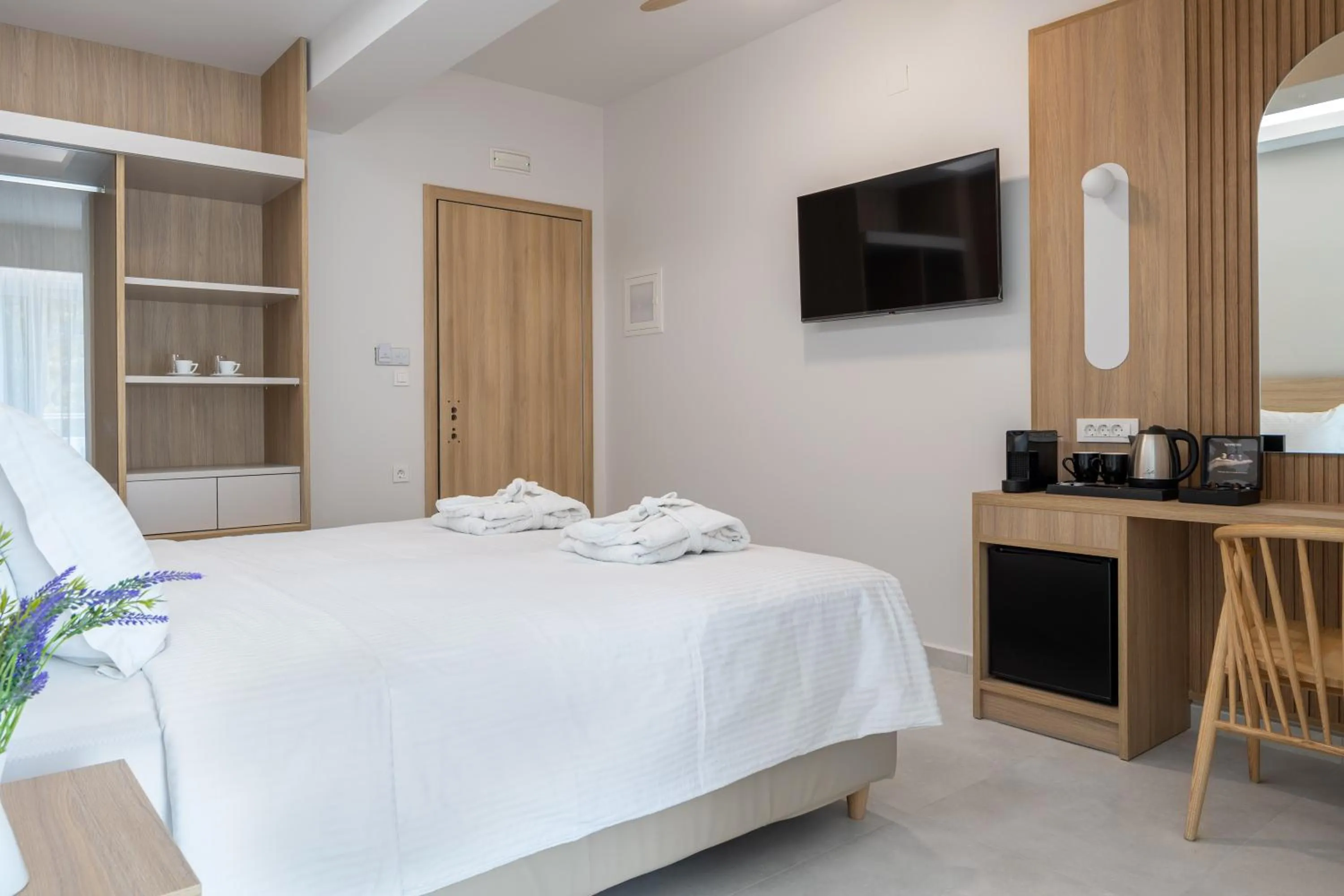 Standard Double or Twin Room with Balcony in Epavli Grace Hotel