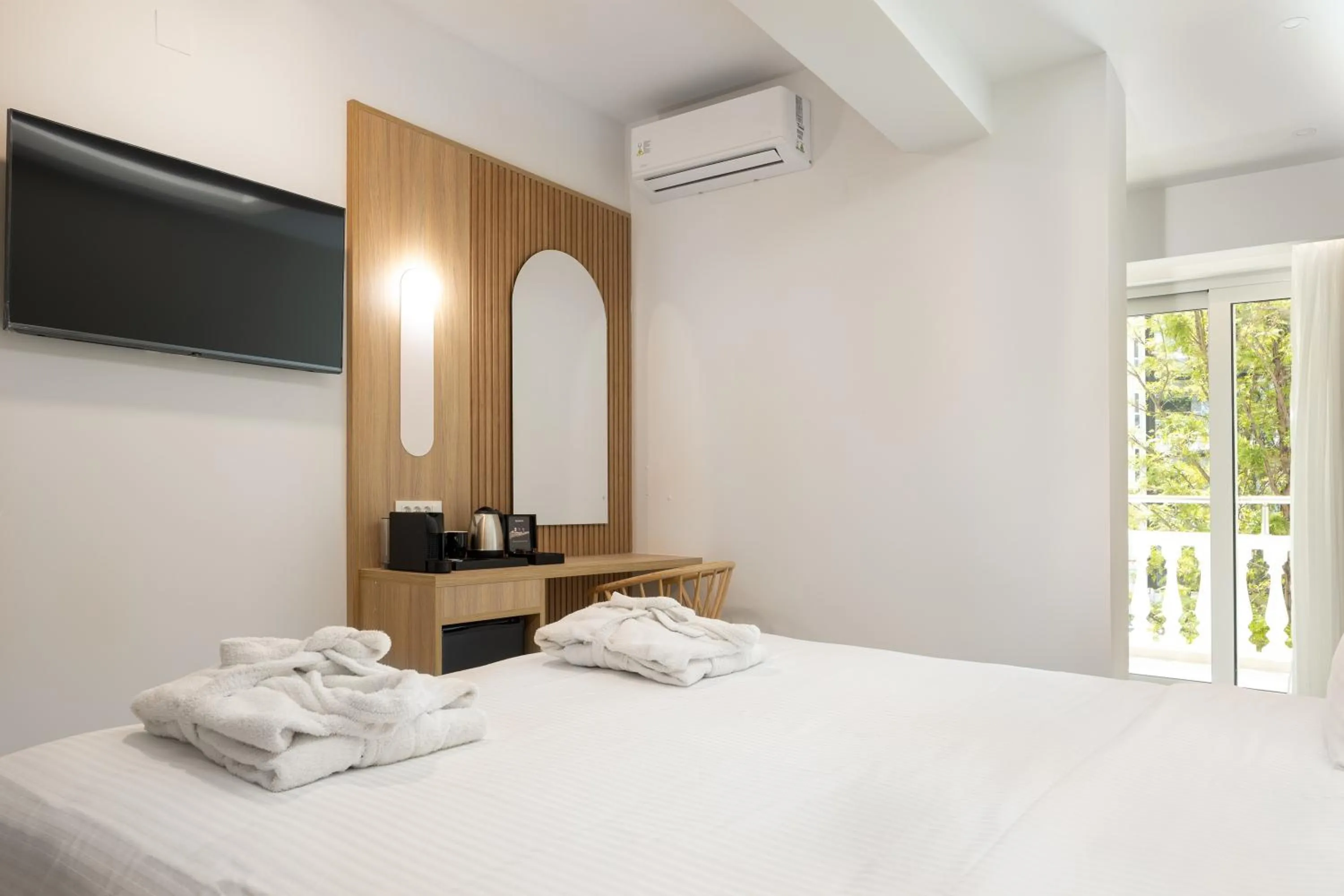 Bed in Epavli Grace Hotel