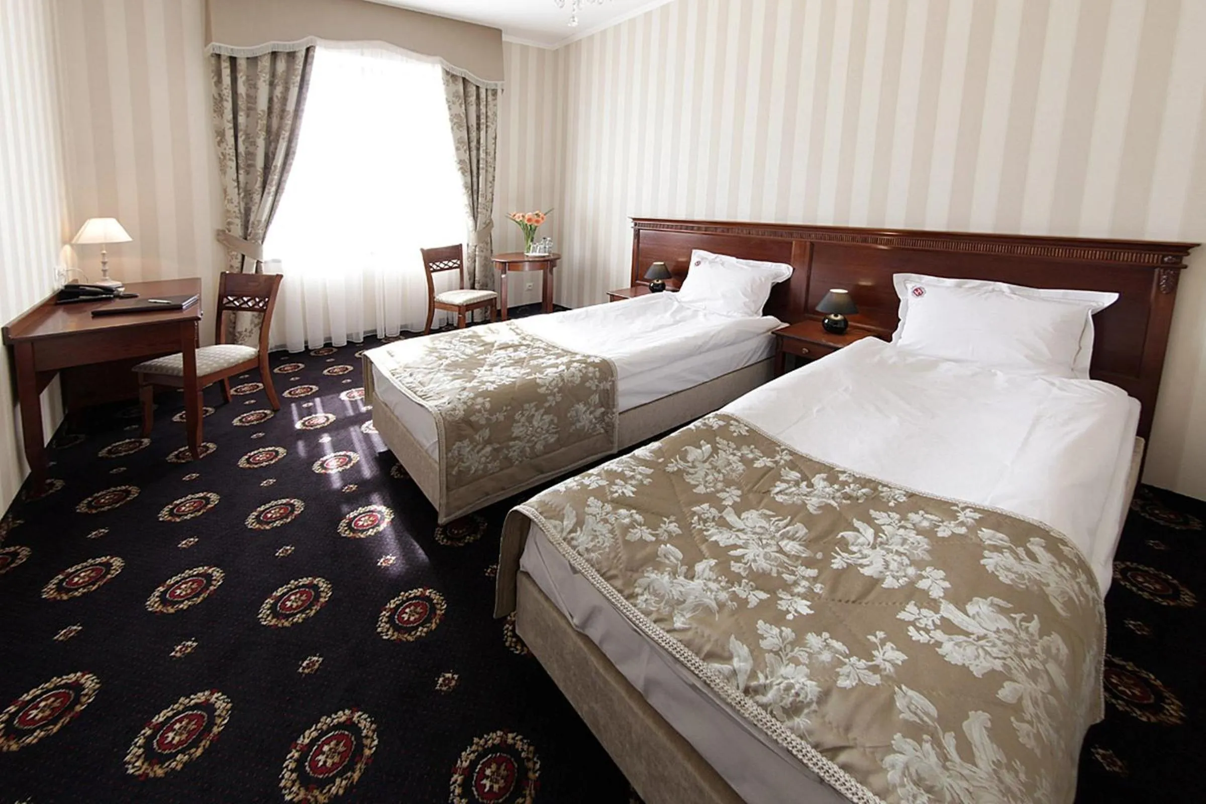 Day, Bed in Hotel Jarosław