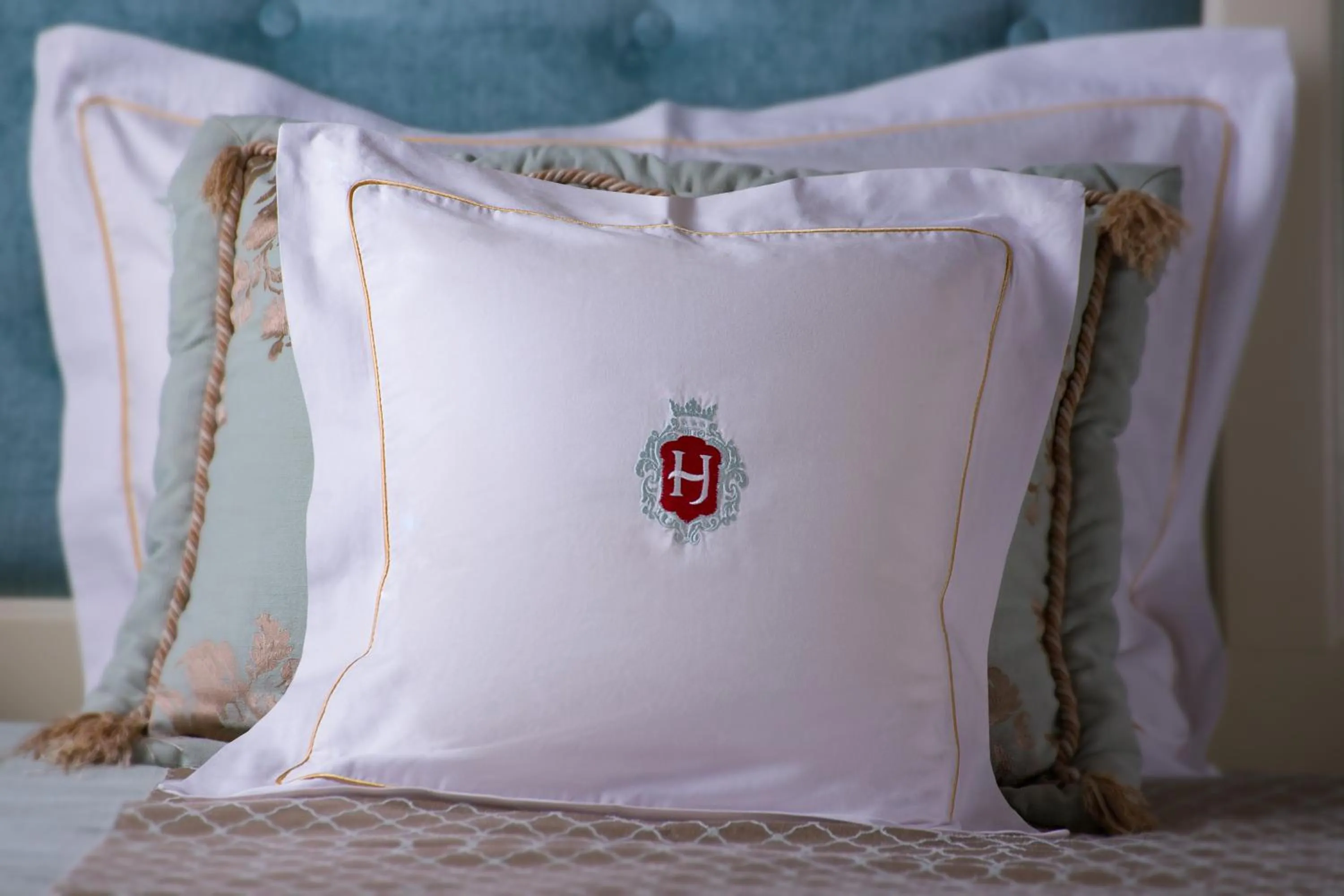 Property logo or sign, Bed in Hotel Jarosław