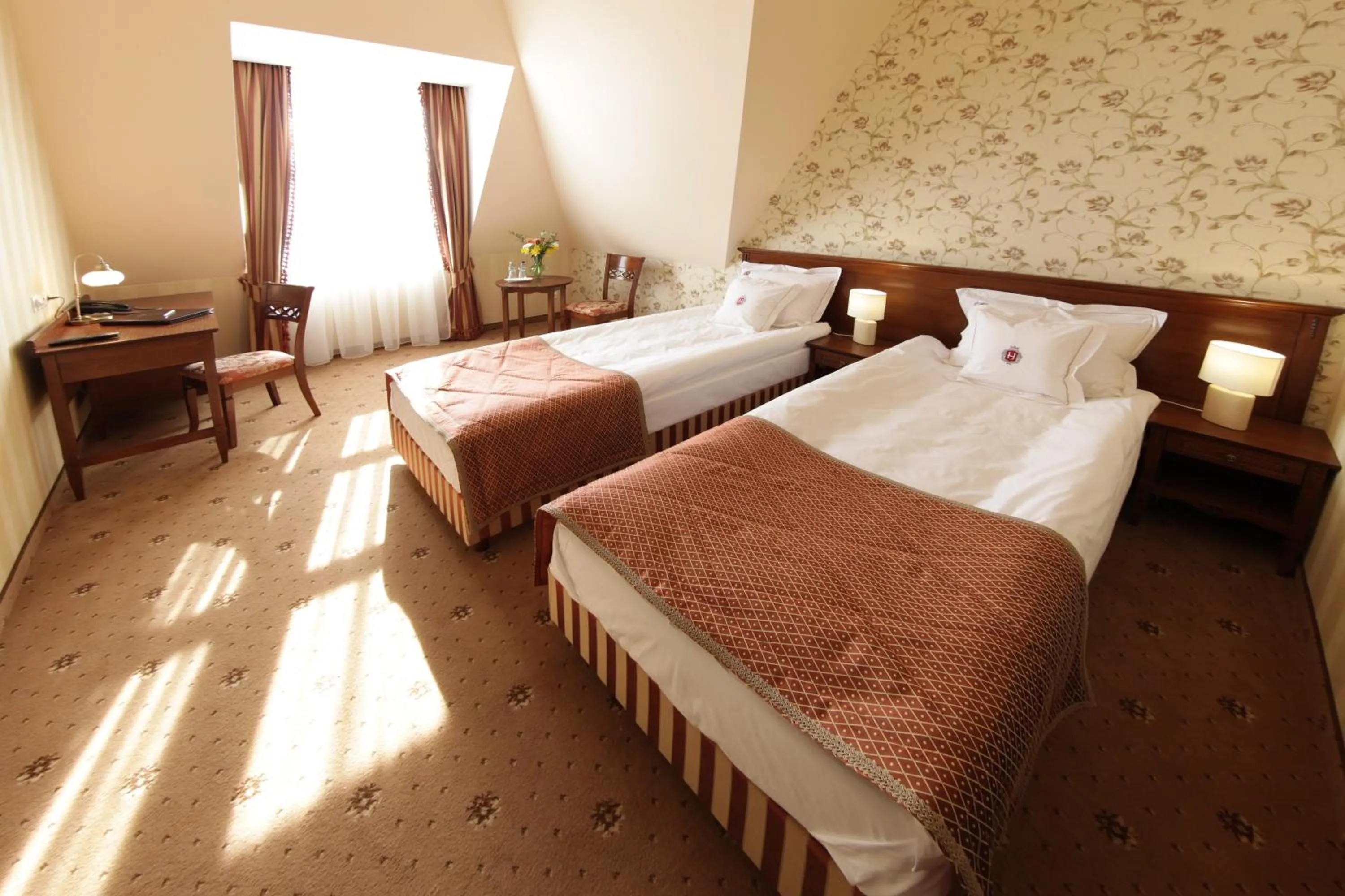 Day, Bed in Hotel Jarosław
