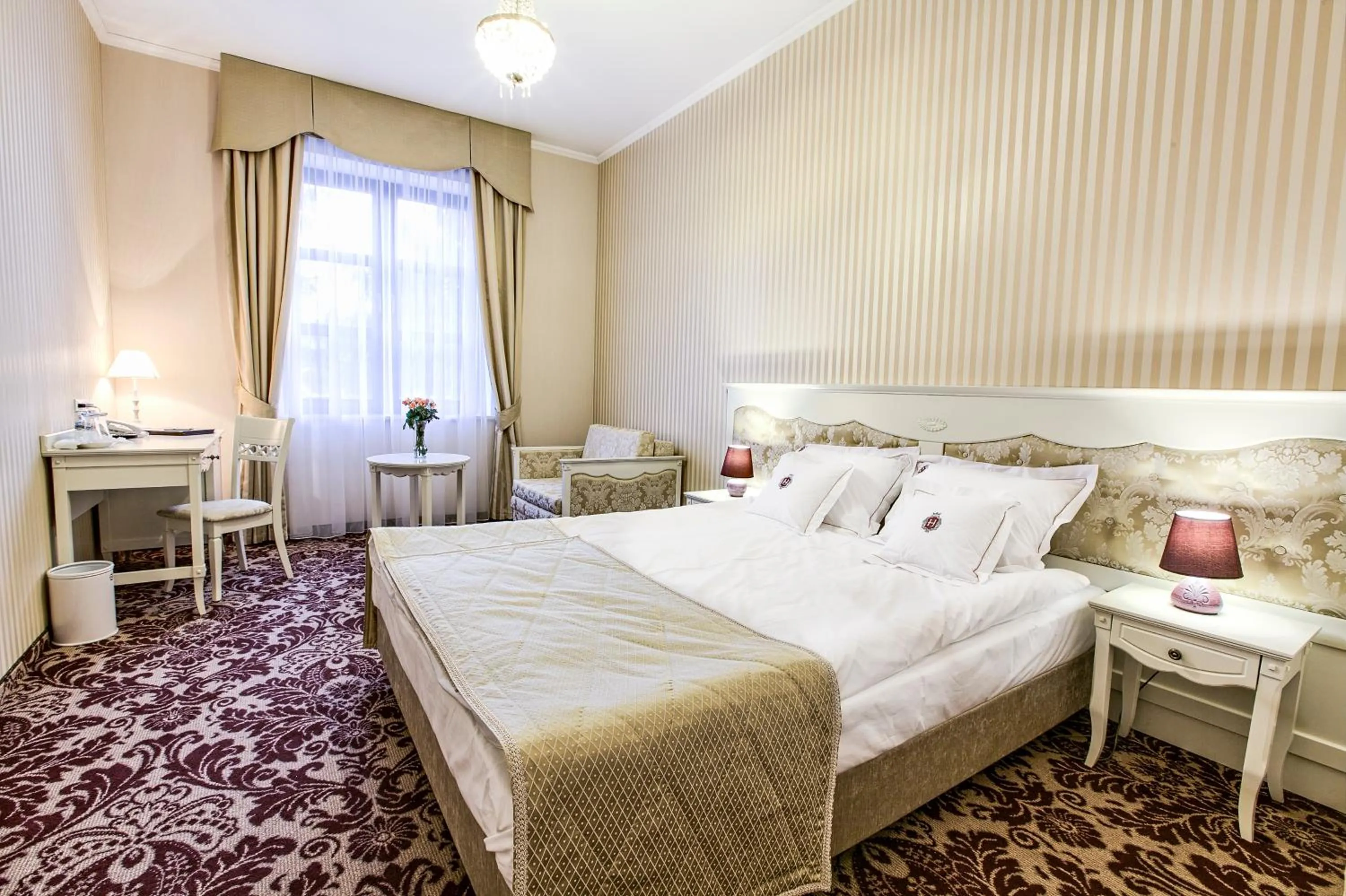 Photo of the whole room, Bed in Hotel Jarosław
