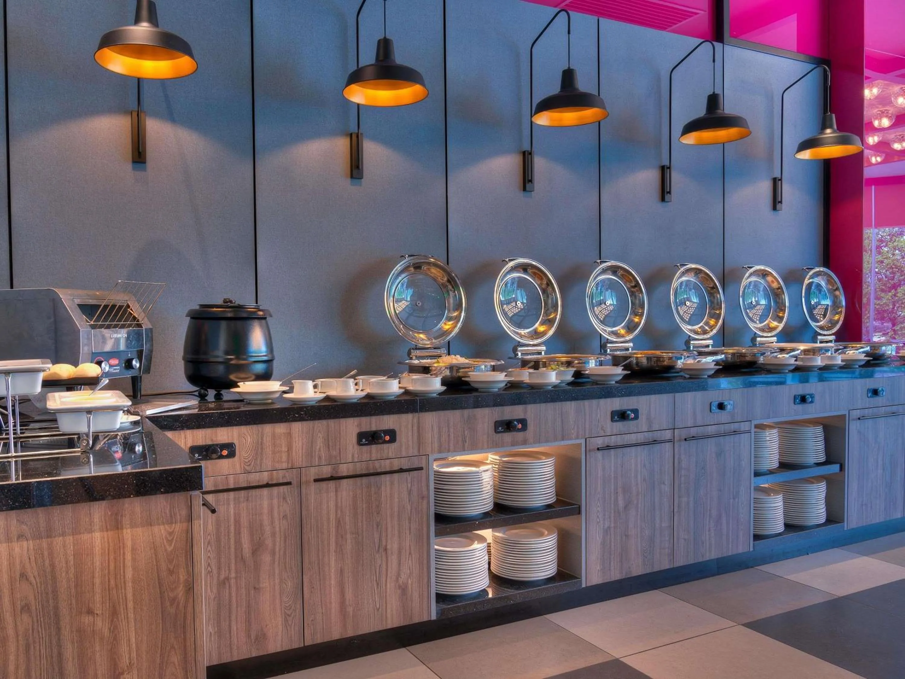 Restaurant/places to eat in ibis PJCC Petaling Jaya