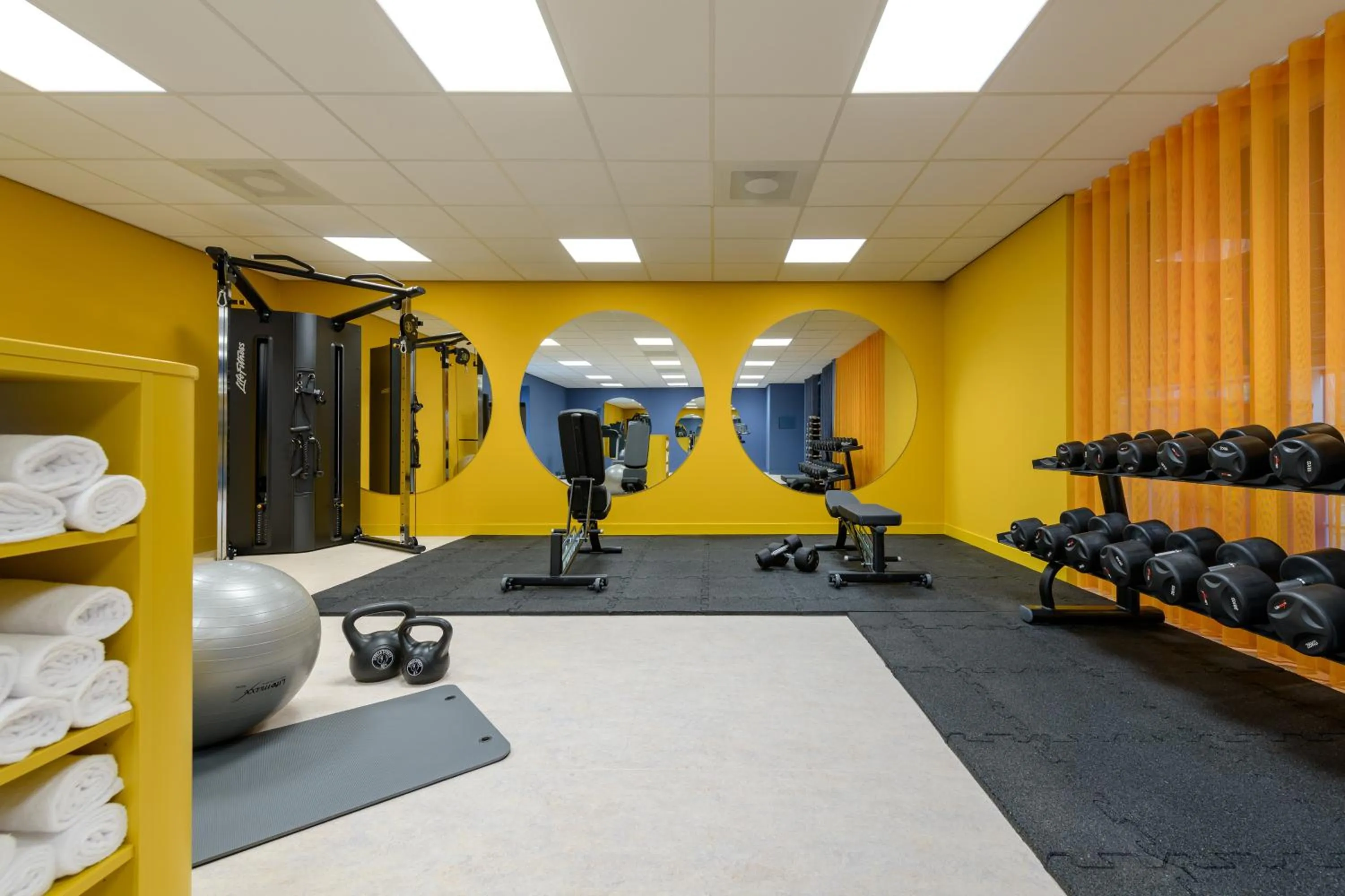 Fitness centre/facilities in ibis Styles Rotterdam Ahoy
