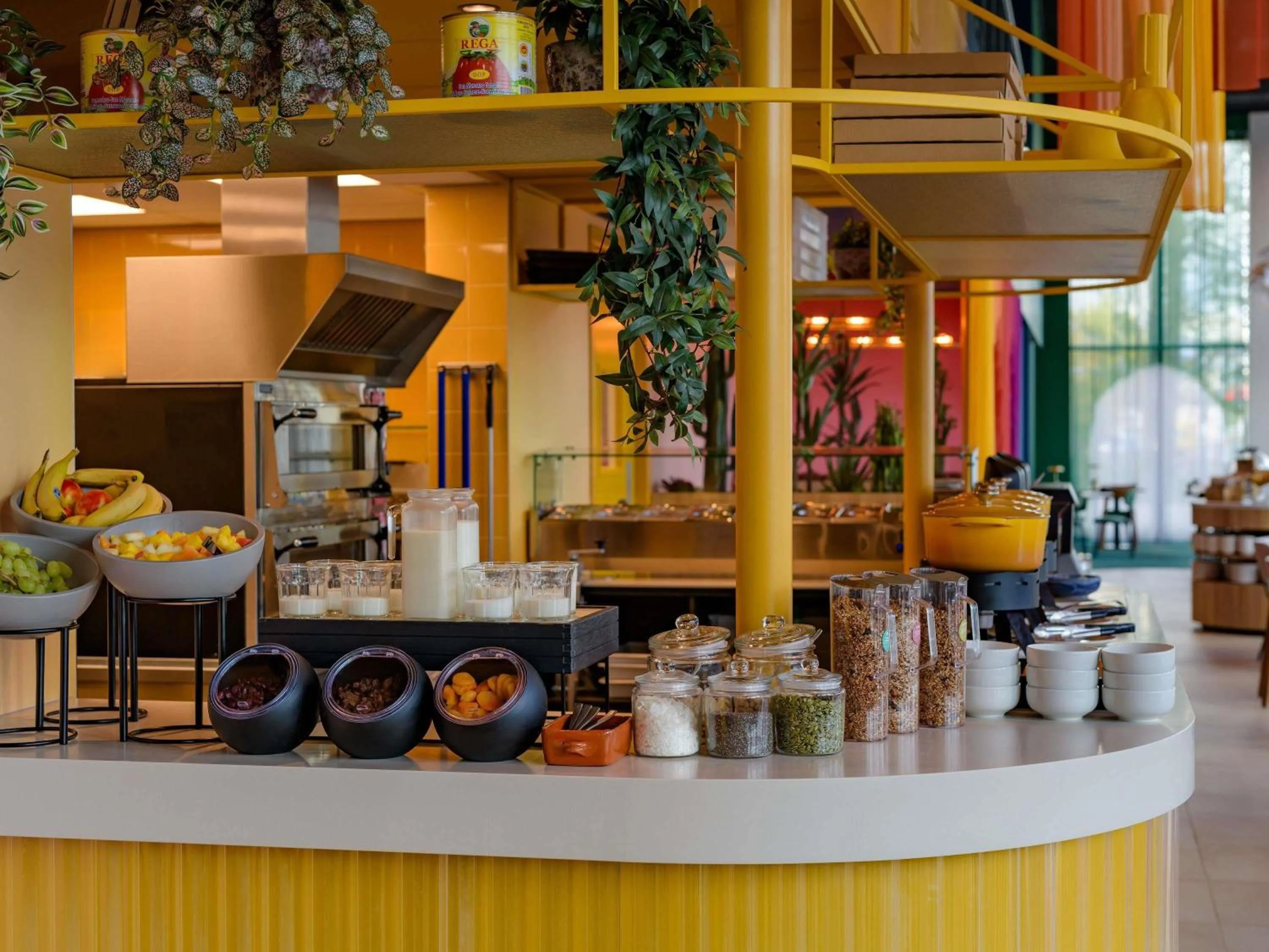 Breakfast in ibis Styles Rotterdam Ahoy