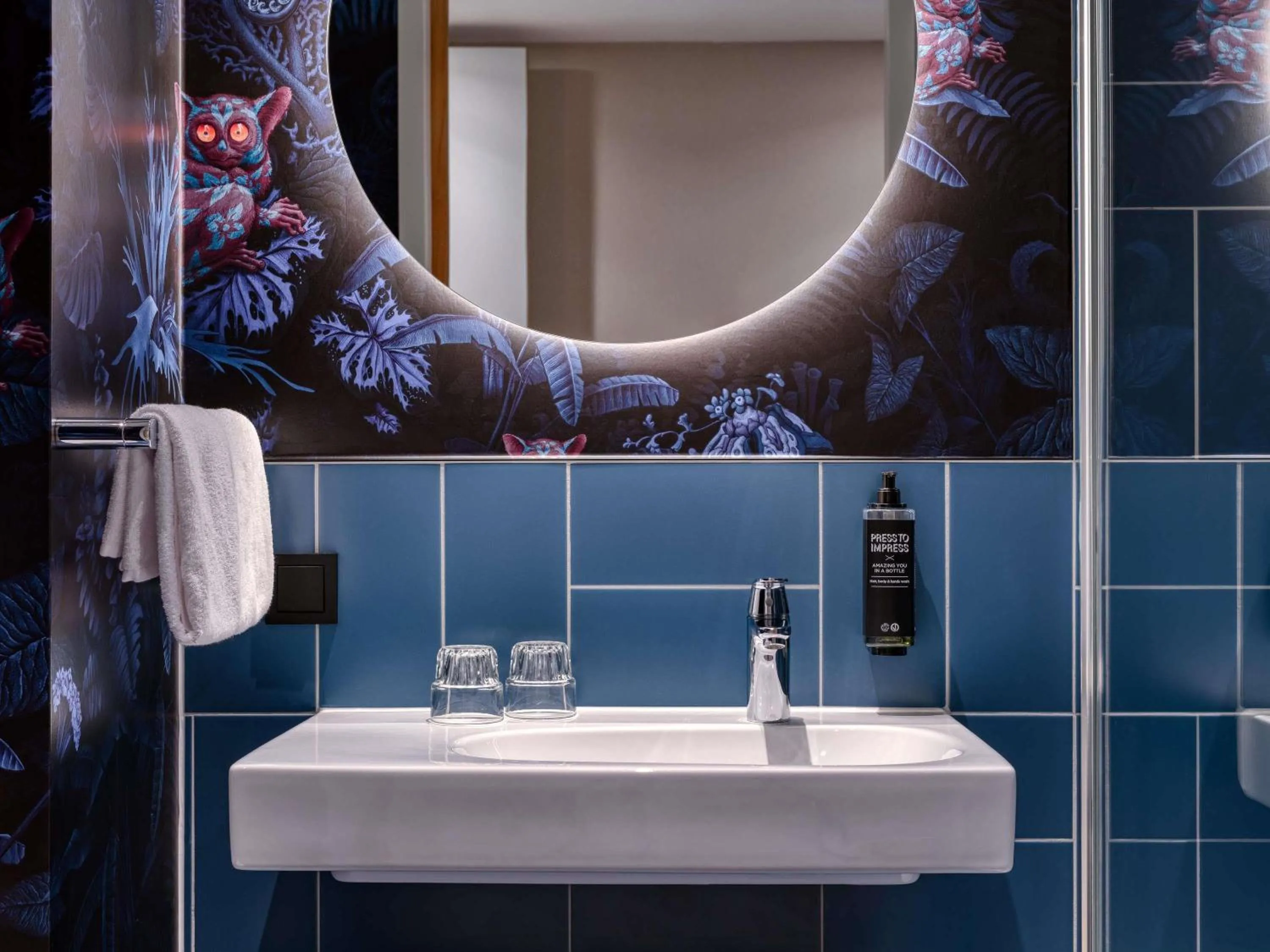 Bedroom in ibis Styles Rotterdam Ahoy