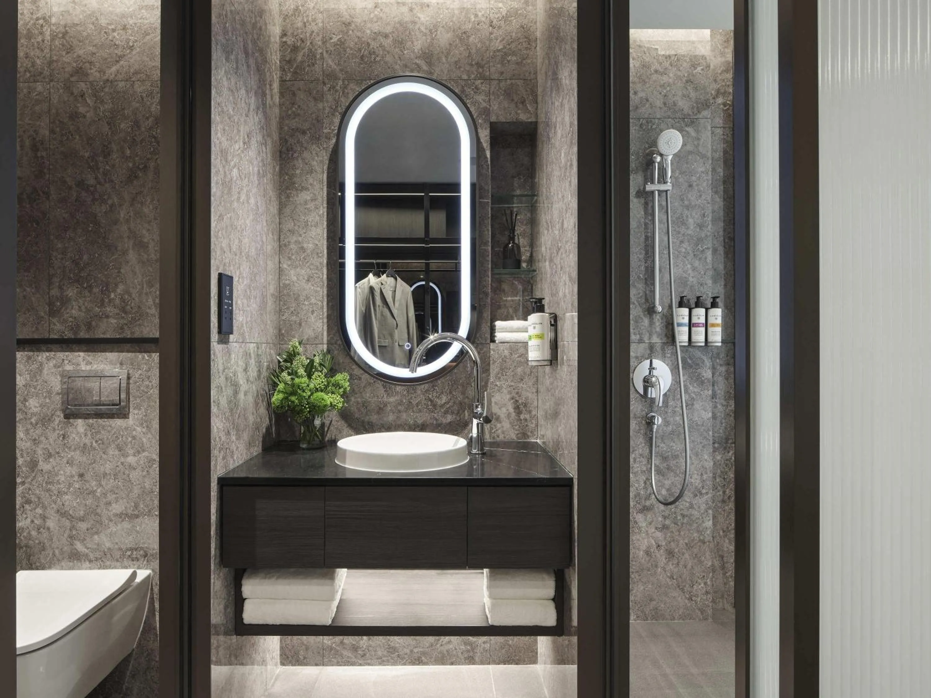 Bedroom in Pullman Singapore Hill Street