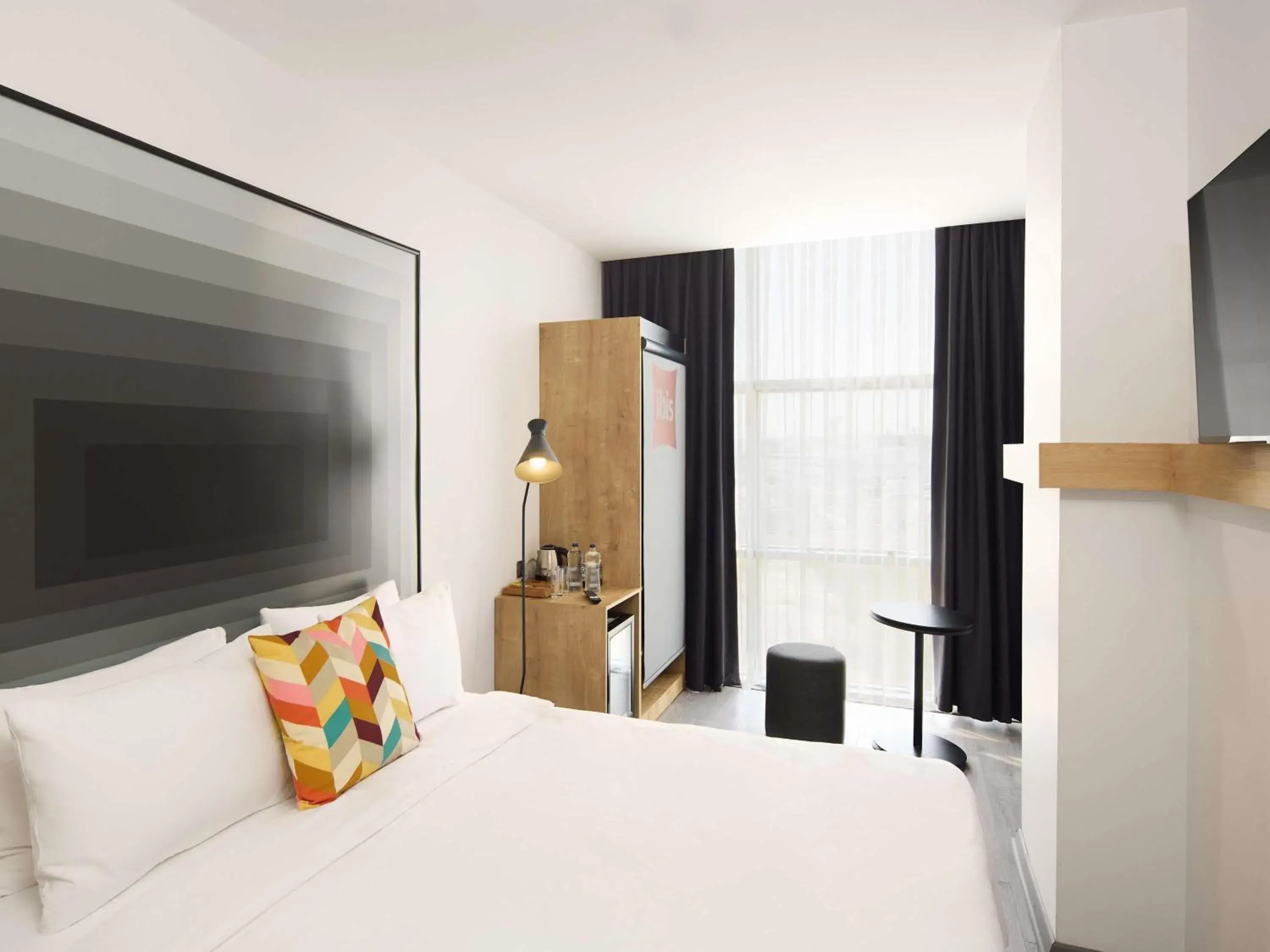 Classic King Room in Ibis Istanbul Airport Classic King Room in Ibis Istanbul Airport